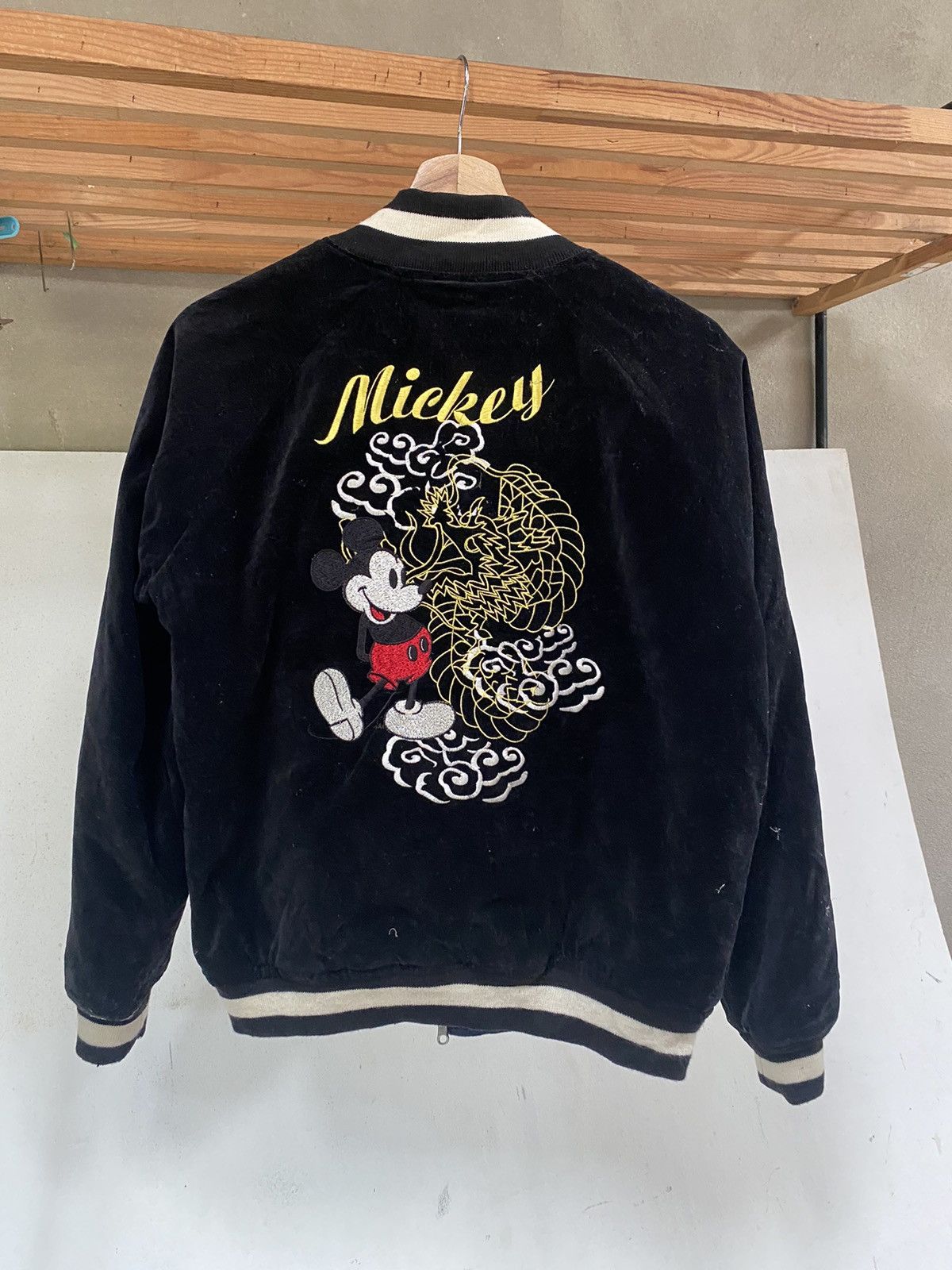 Disney Vintage Mickey Mouse Embroidery sukajan jacket 90s Size US L / EU 52-54 / 3 - 3 Thumbnail