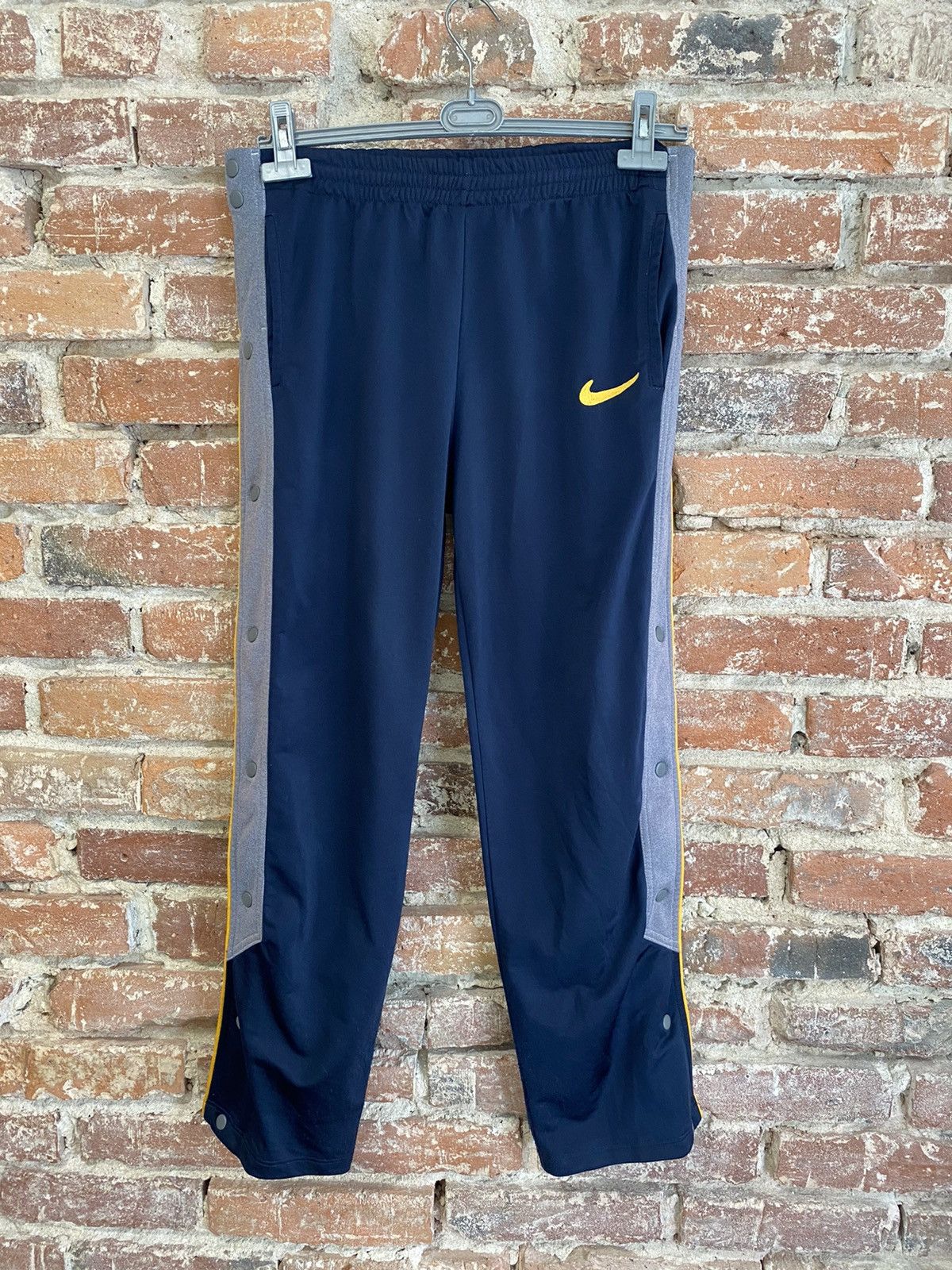 nike big logo pants