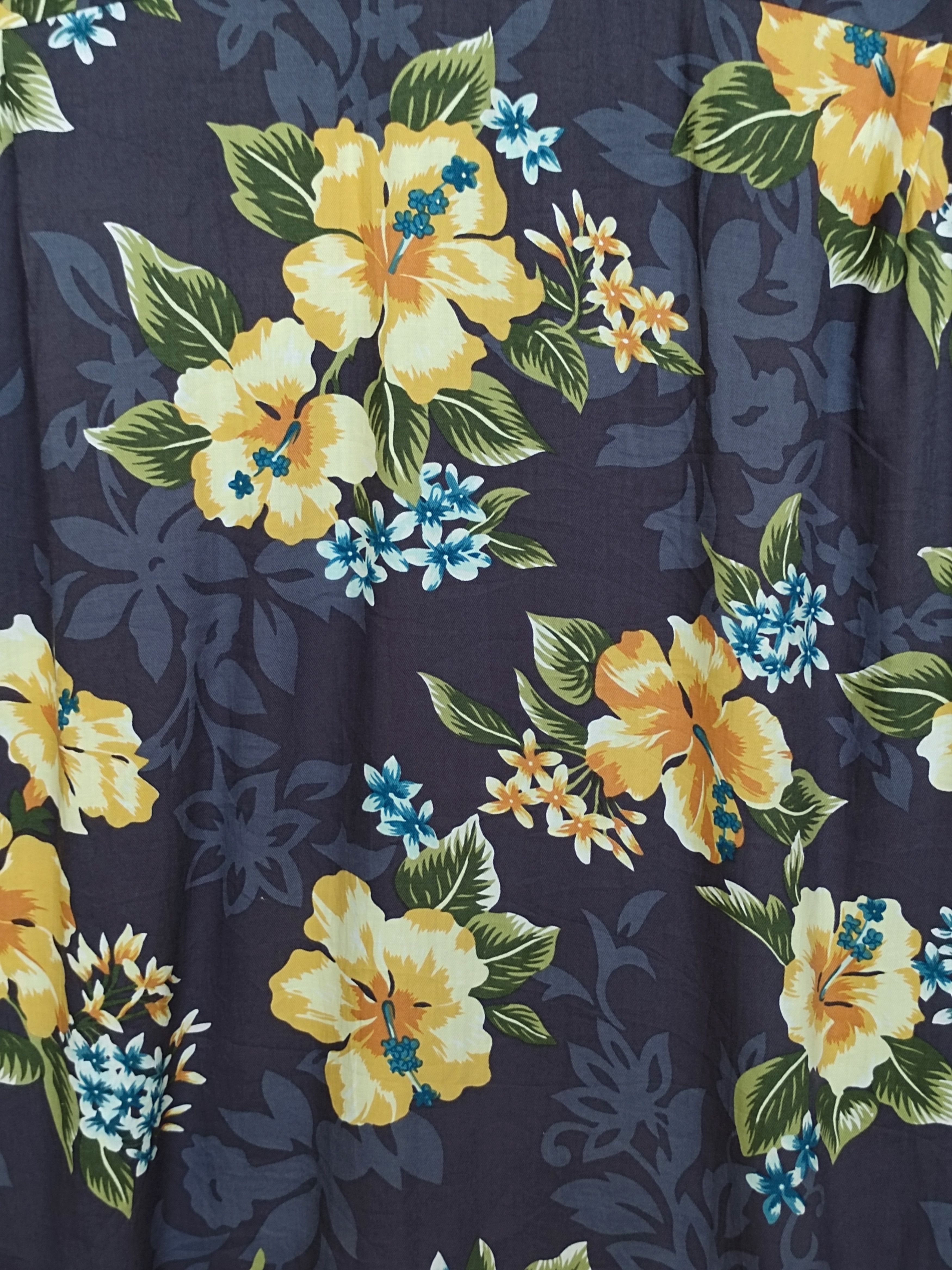Reyn Spooner REYN SPOONER Hibiscus Hawaiian Shirt Size US M / EU 48-50 / 2 - 9 Thumbnail