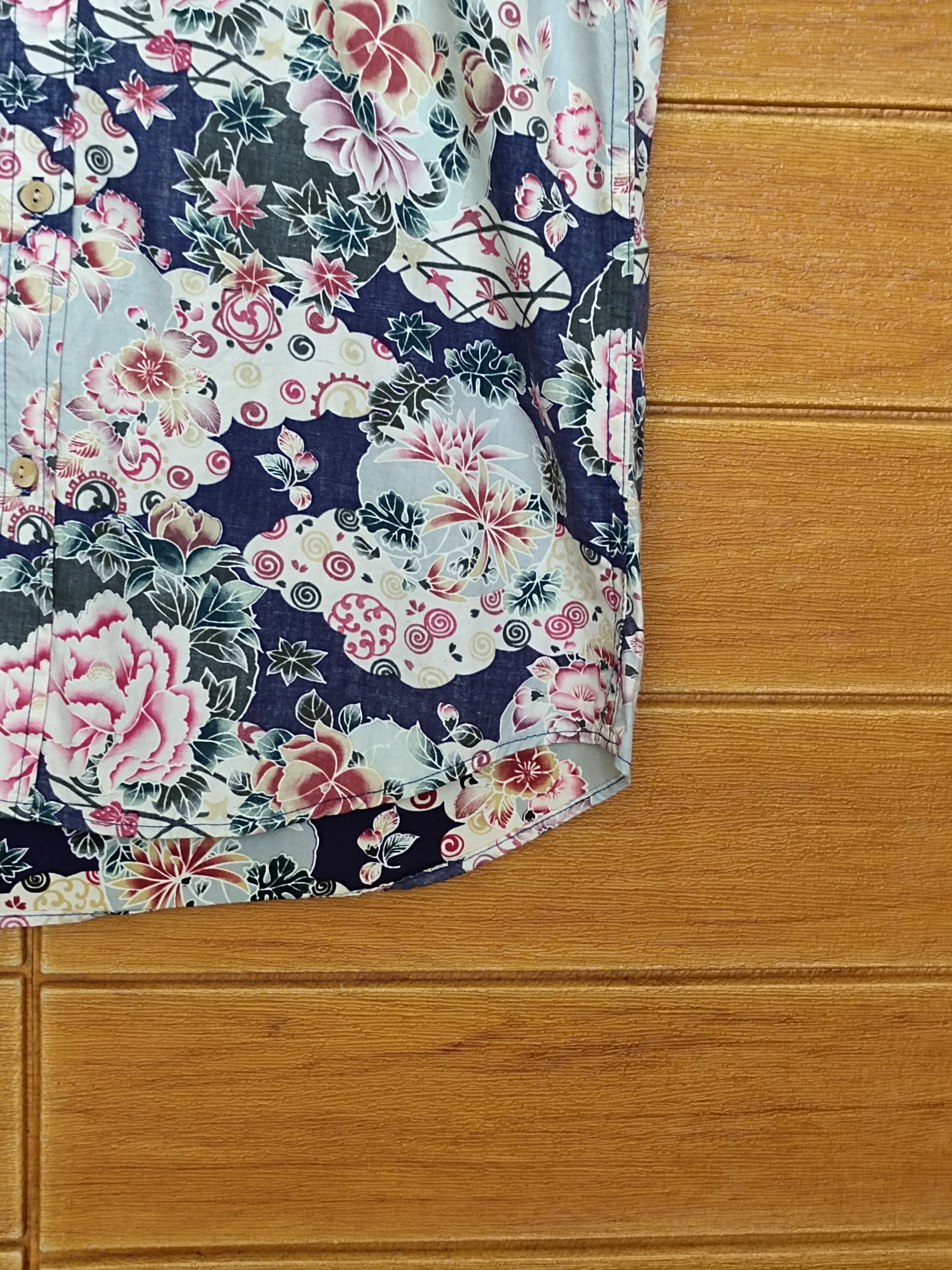 Takeo Kikuchi Vintage TAKEO KIKUCHI Floral Flower Reverse Print Hawaiian Size US M / EU 48-50 / 2 - 5 Thumbnail