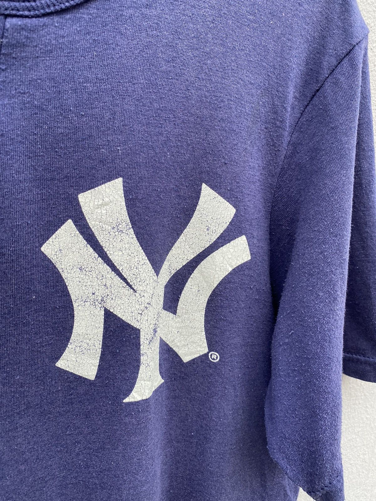 Majestic 💥Vintage Majestic NEW YORK YANKEES Open Collar Rare Tshirt Size US L / EU 52-54 / 3 - 2 Thumbnail