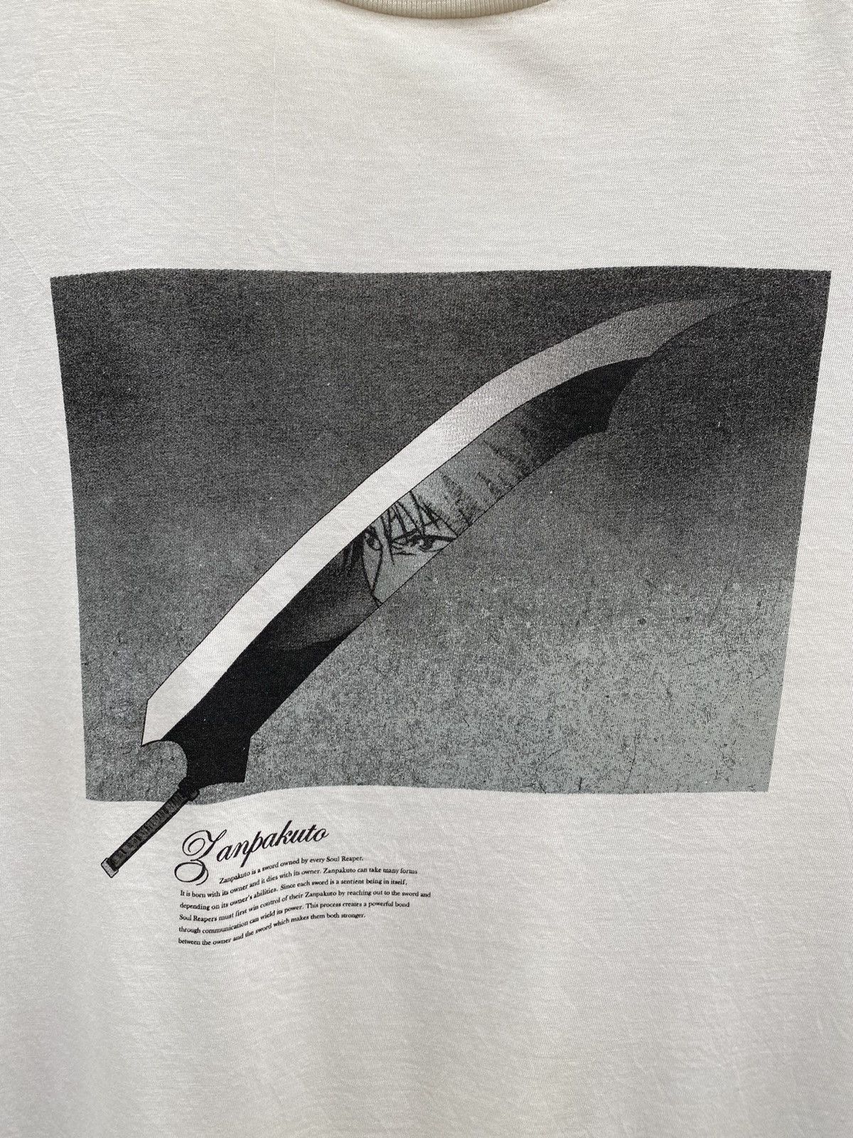 Anime × Japanese Brand × Vintage 💥Japanese Anime “BLEACH” Zanpakuto Rare Graphic Tshirt Size US L / EU 52-54 / 3 - 3 Thumbnail