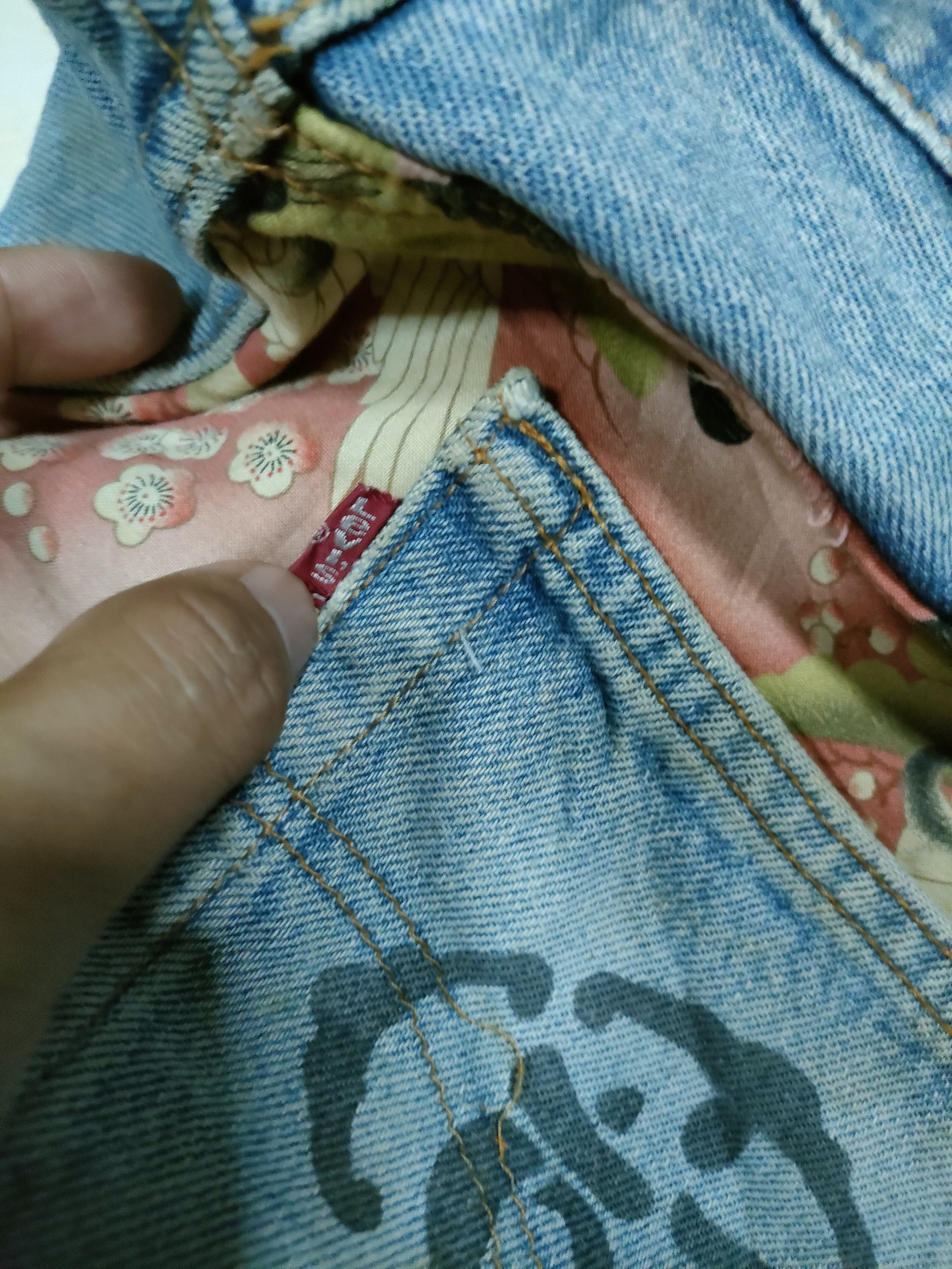 Levi's × Levi's Vintage Clothing 🔥 RARE Vintage Levis 501 Distressed Jeans Size US 35 - 9 Thumbnail