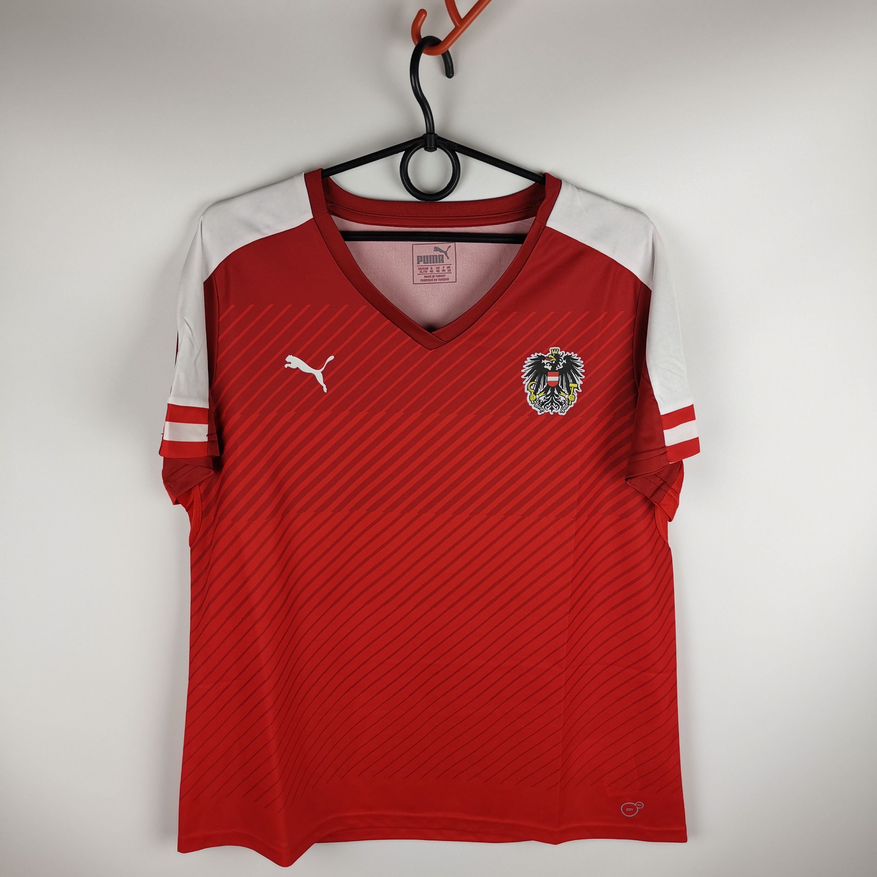 Puma Puma Austria 2016 2017 wmns home soccer jersey football Size XL / US 12-14 / IT 48-50 - 1 Thumbnail