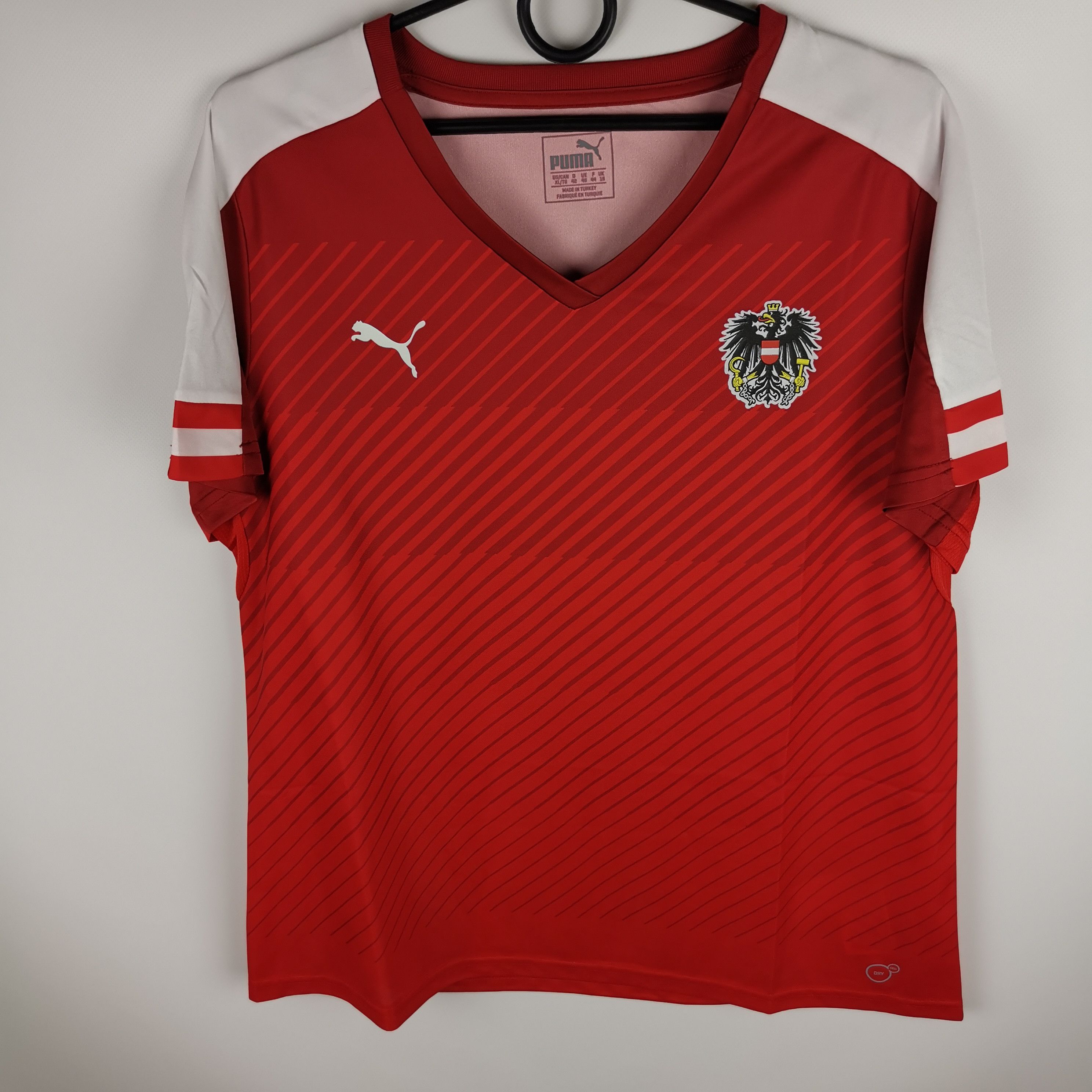 Puma Puma Austria 2016 2017 wmns home soccer jersey football Size XL / US 12-14 / IT 48-50 - 2 Thumbnail