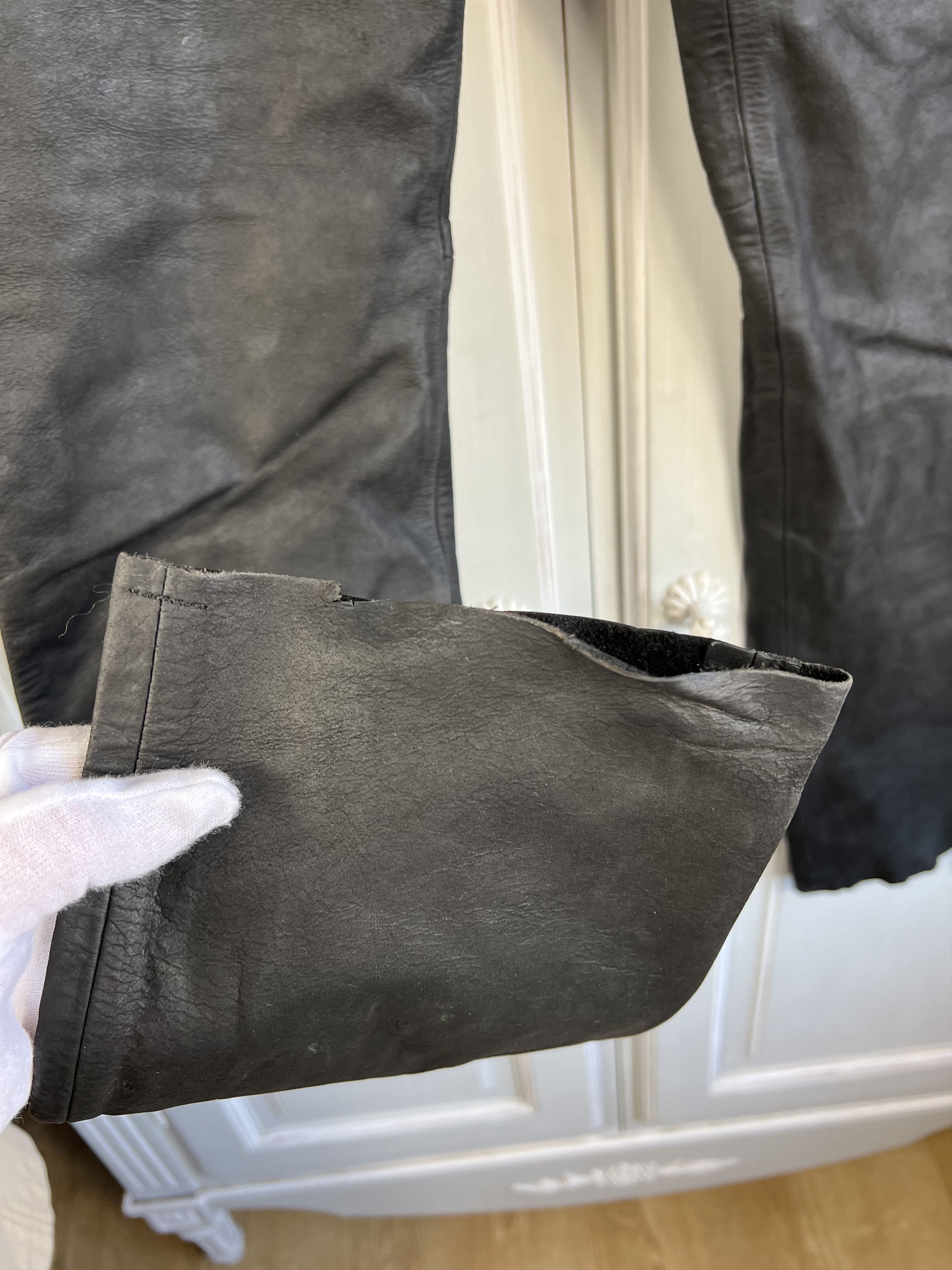 Genuine Leather GENUINE HEAVY LEATHER BIKER PANTS Y2K WALLABY Size 28" / US 6 / IT 42 - 3 Thumbnail
