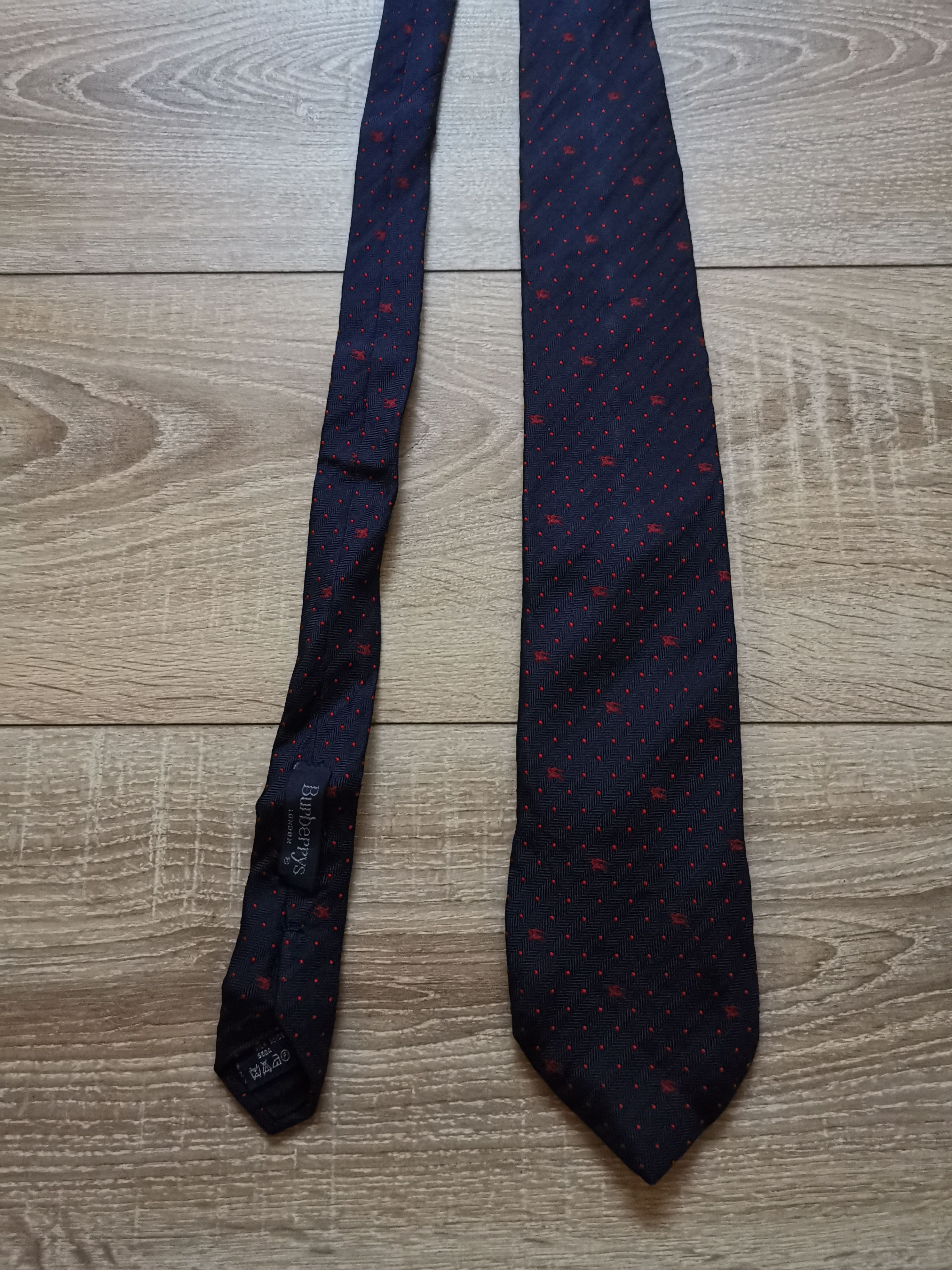 Burberry Burberrys vintage multilogo navy tie Size ONE SIZE - 1 Thumbnail