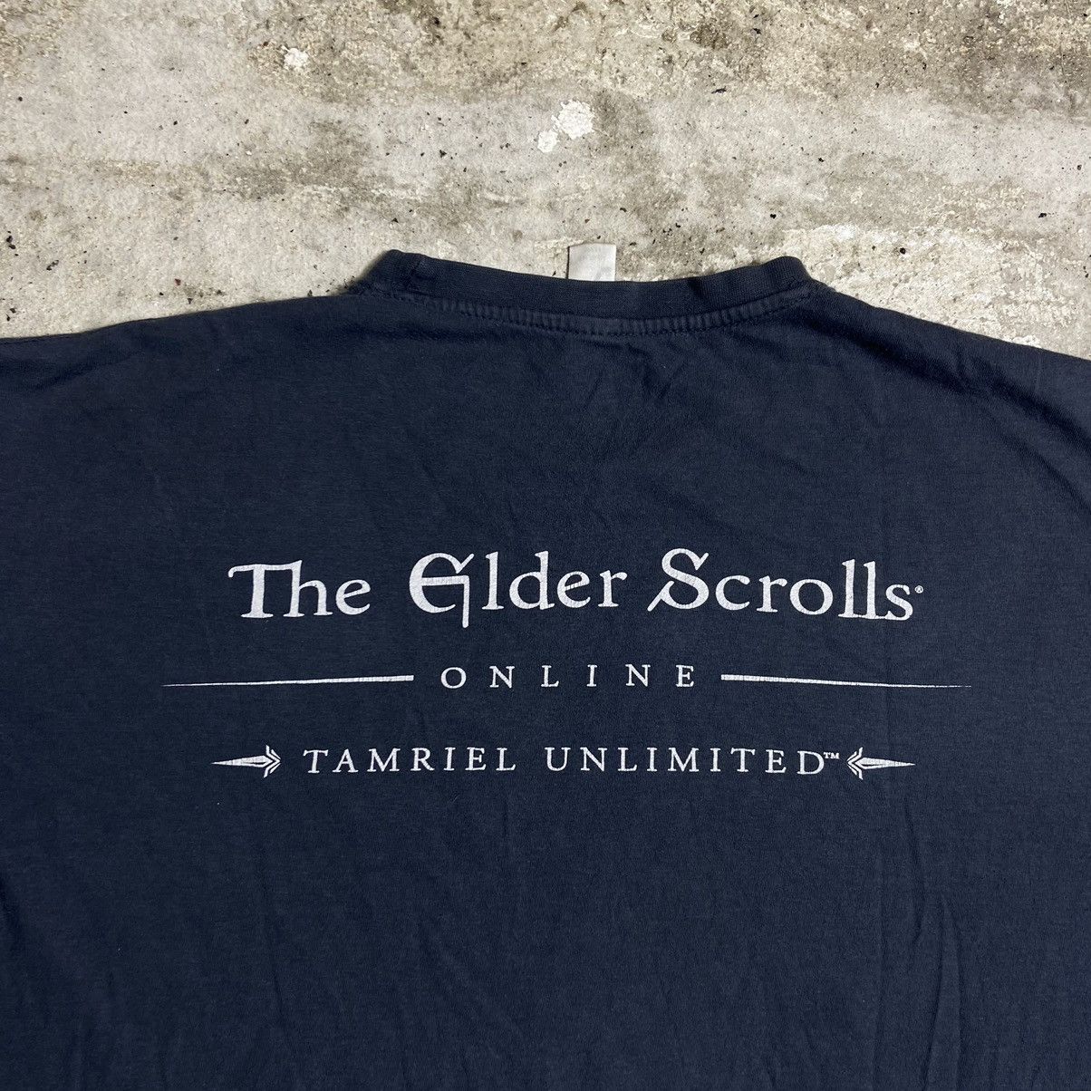 Vintage THE ELDER SCROLLS UROBOROS VERY RARE VINTAGE Y2K TEE - № 144 Size US L / EU 52-54 / 3 - 4 Thumbnail