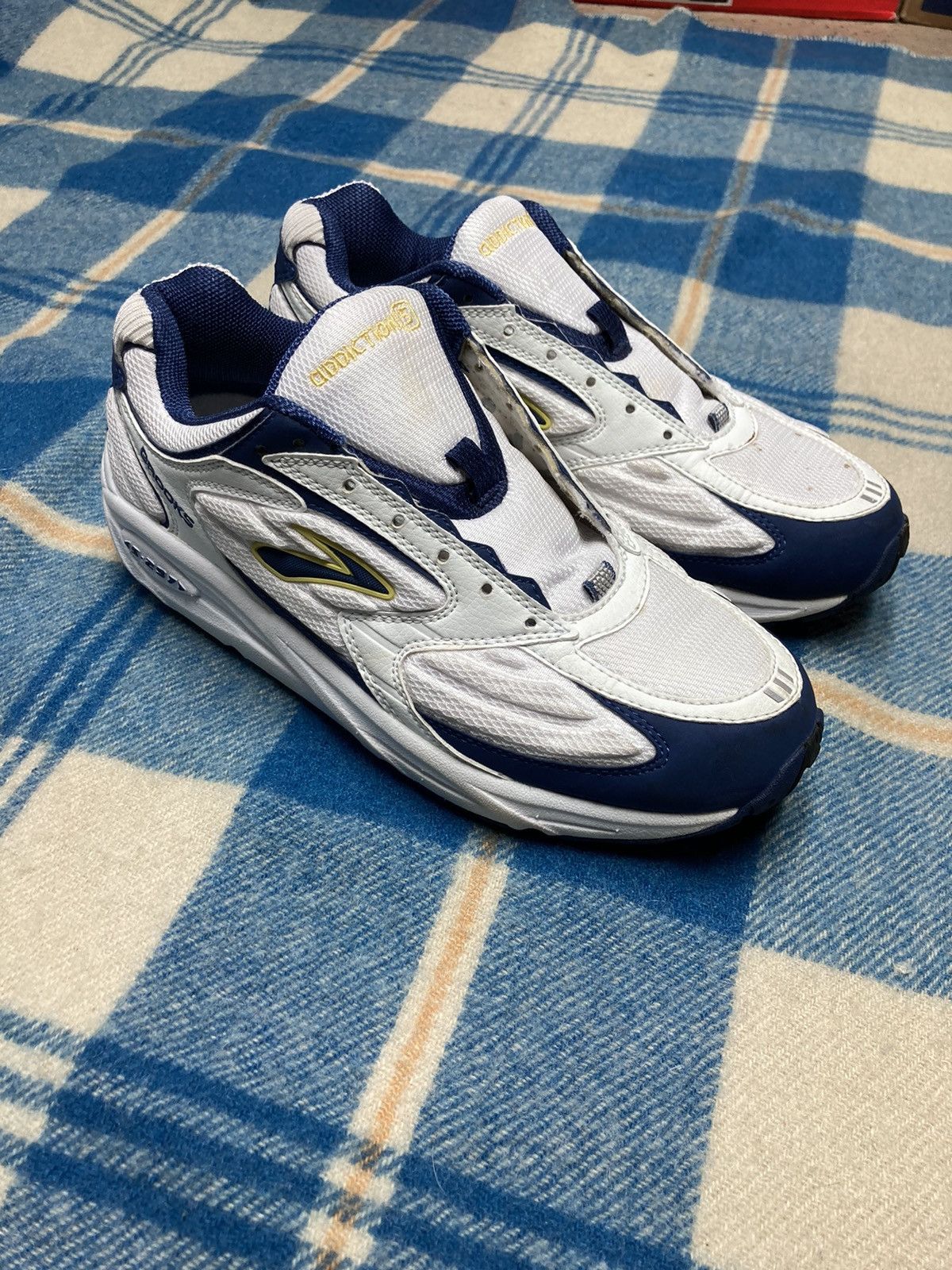 Brooks Vintage brooks addiction 5 running shoes athletic NEW NOS 10