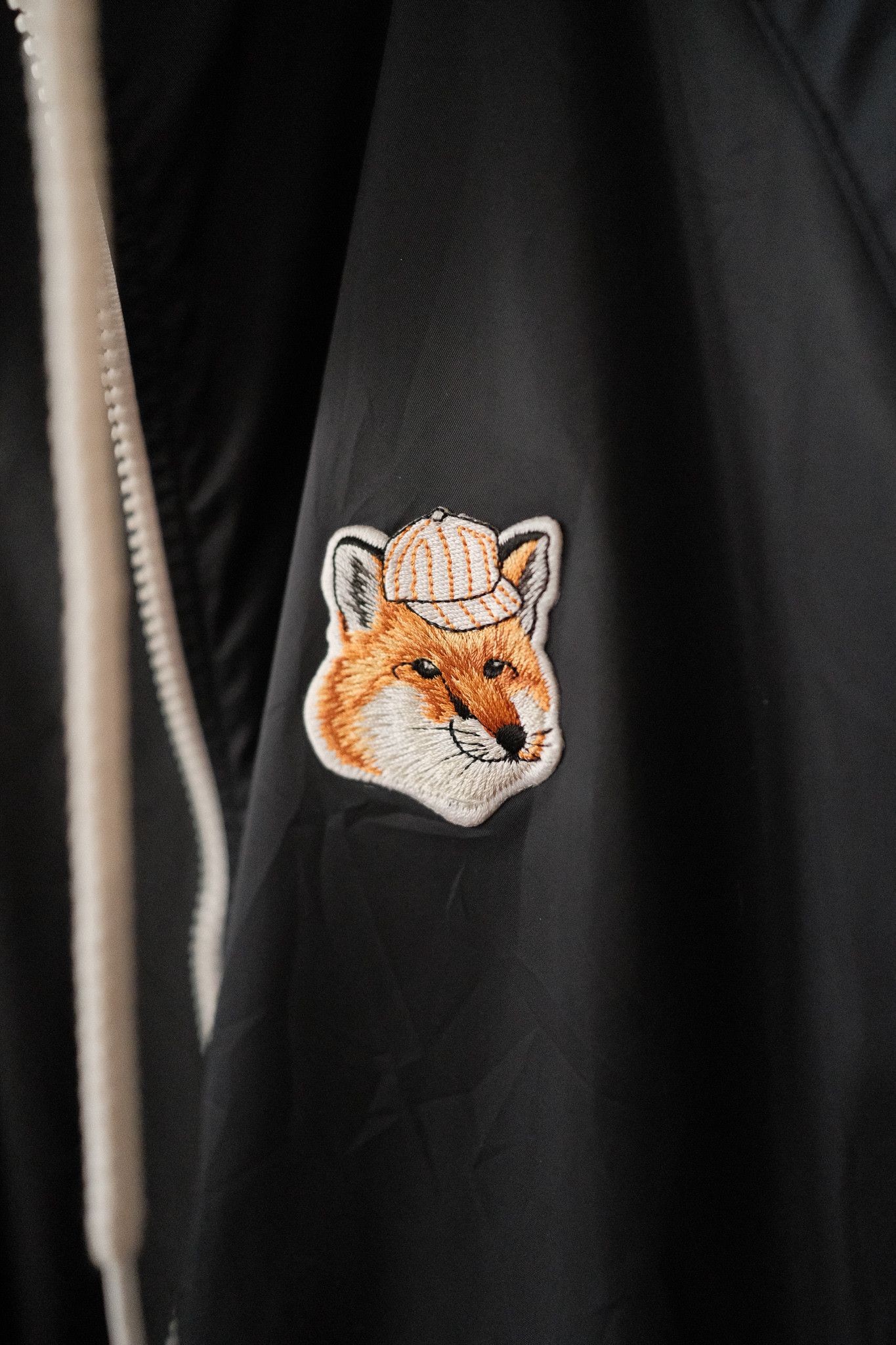 Maison Kitsune Fox Embroidered Jacket Size US XS / EU 42 / 0 - 2 Thumbnail