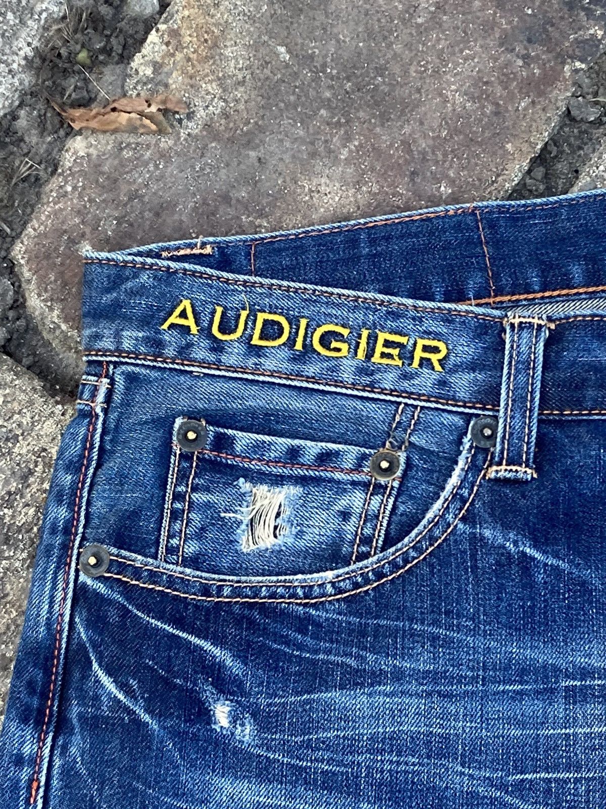 Christian Audigier Ed Hardy by Christian Audigier big logo blue denim pant Size US 38 / EU 54 - 16 Thumbnail