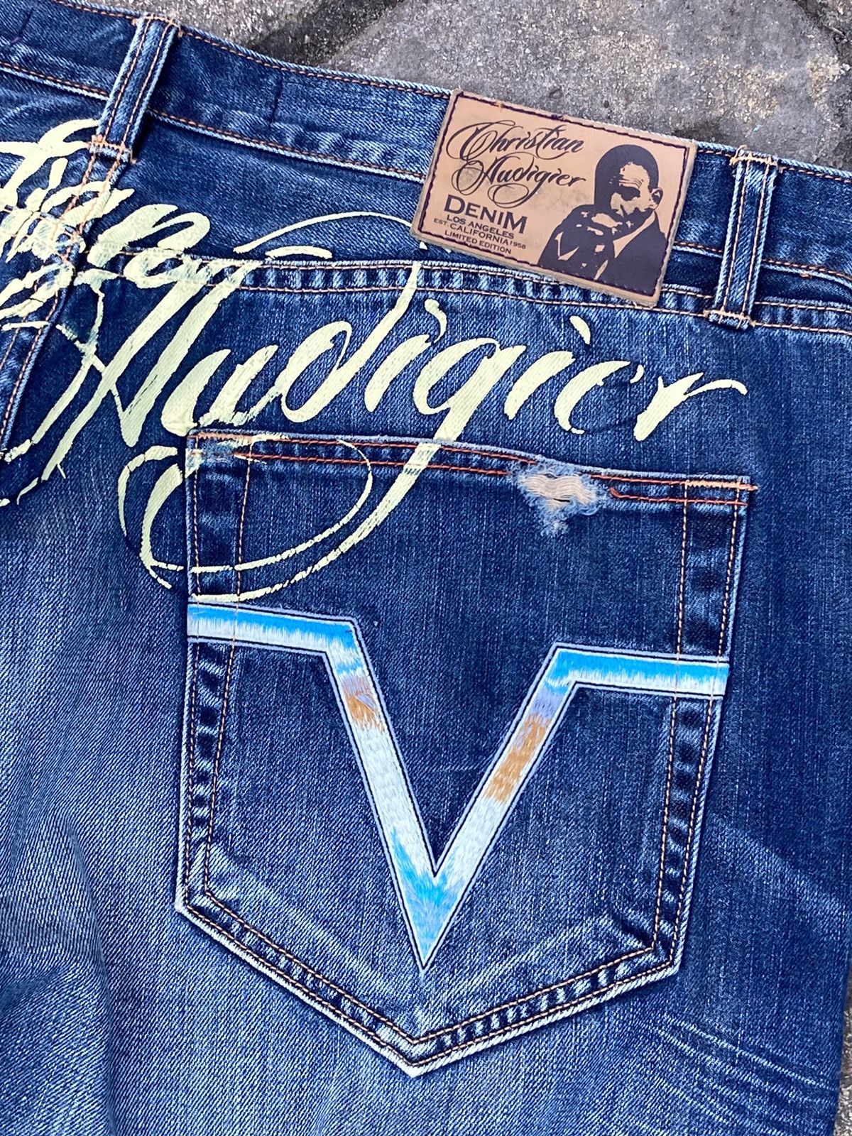 Christian Audigier Ed Hardy by Christian Audigier big logo blue denim pant Size US 38 / EU 54 - 8 Thumbnail