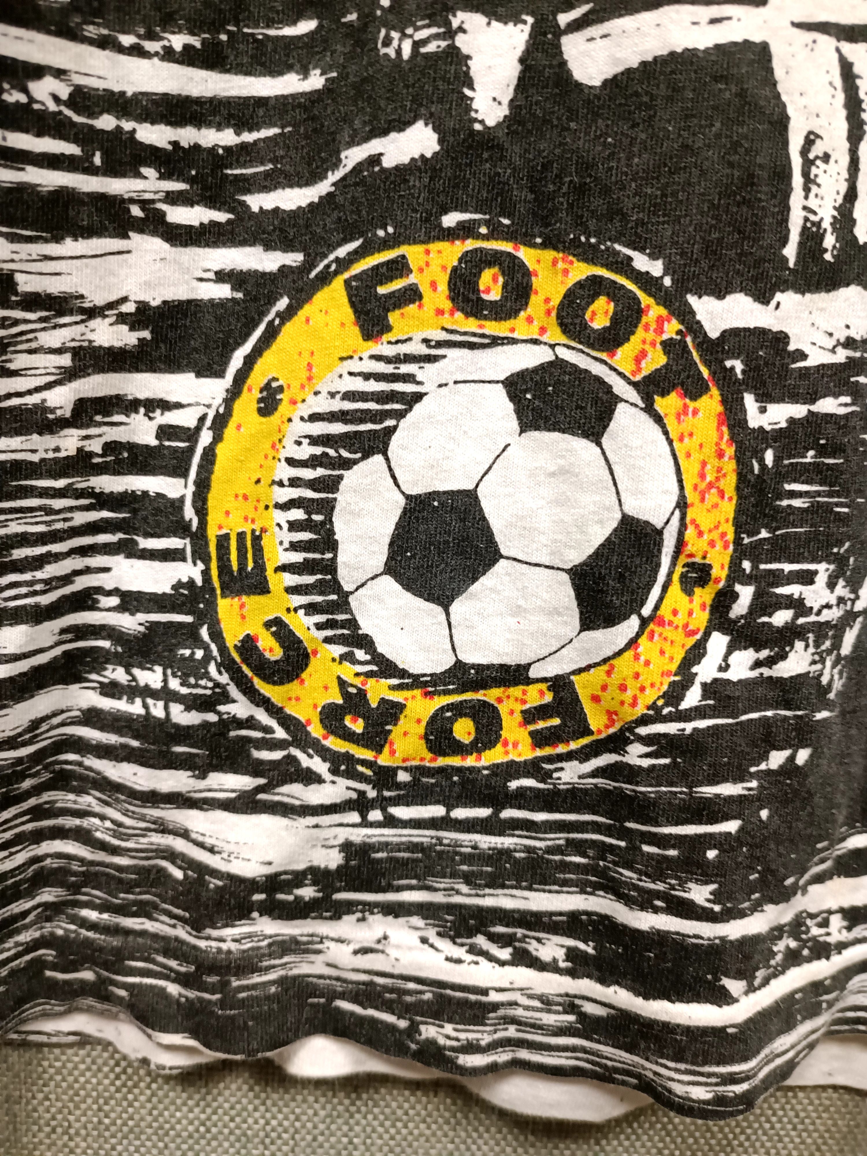 Vintage vintage 90s t shirt over print foot force Size US L / EU 52-54 / 3 - 3 Thumbnail