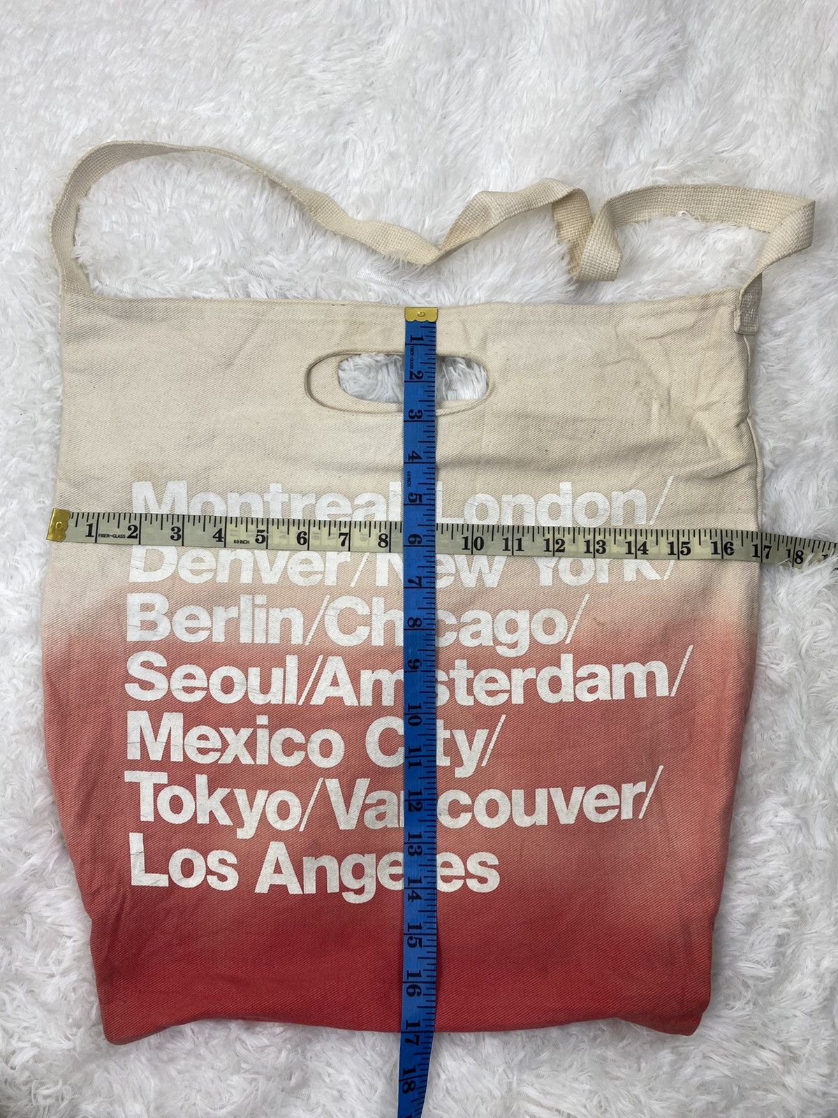 American Apparel Printed City Series Sling Crossbody Bag American Apparel Size ONE SIZE - 5 Thumbnail