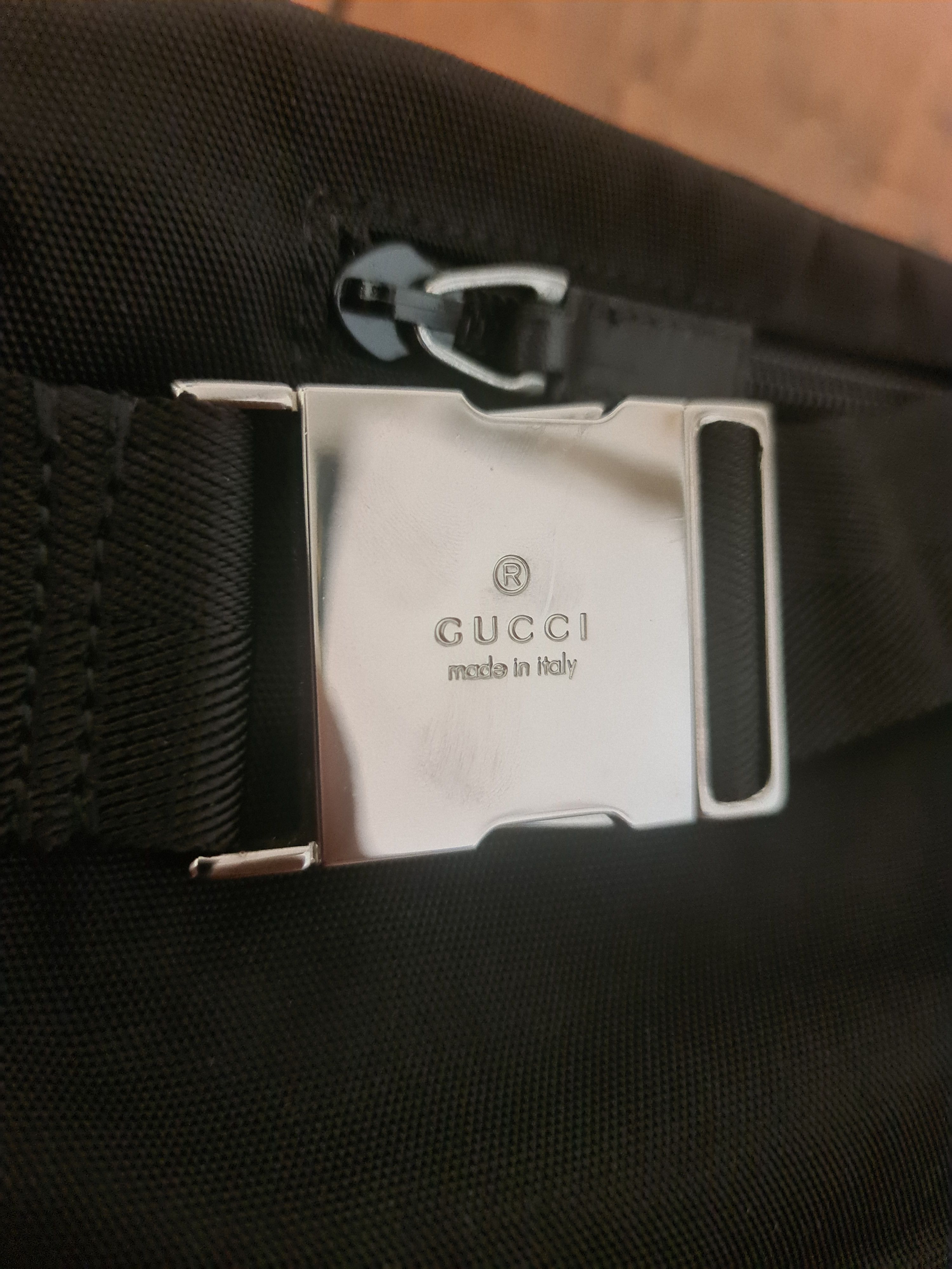 Gucci Rare GUCCI Black Canvass Web Zip Drawstring Beltbag Size ONE SIZE - 10 Thumbnail