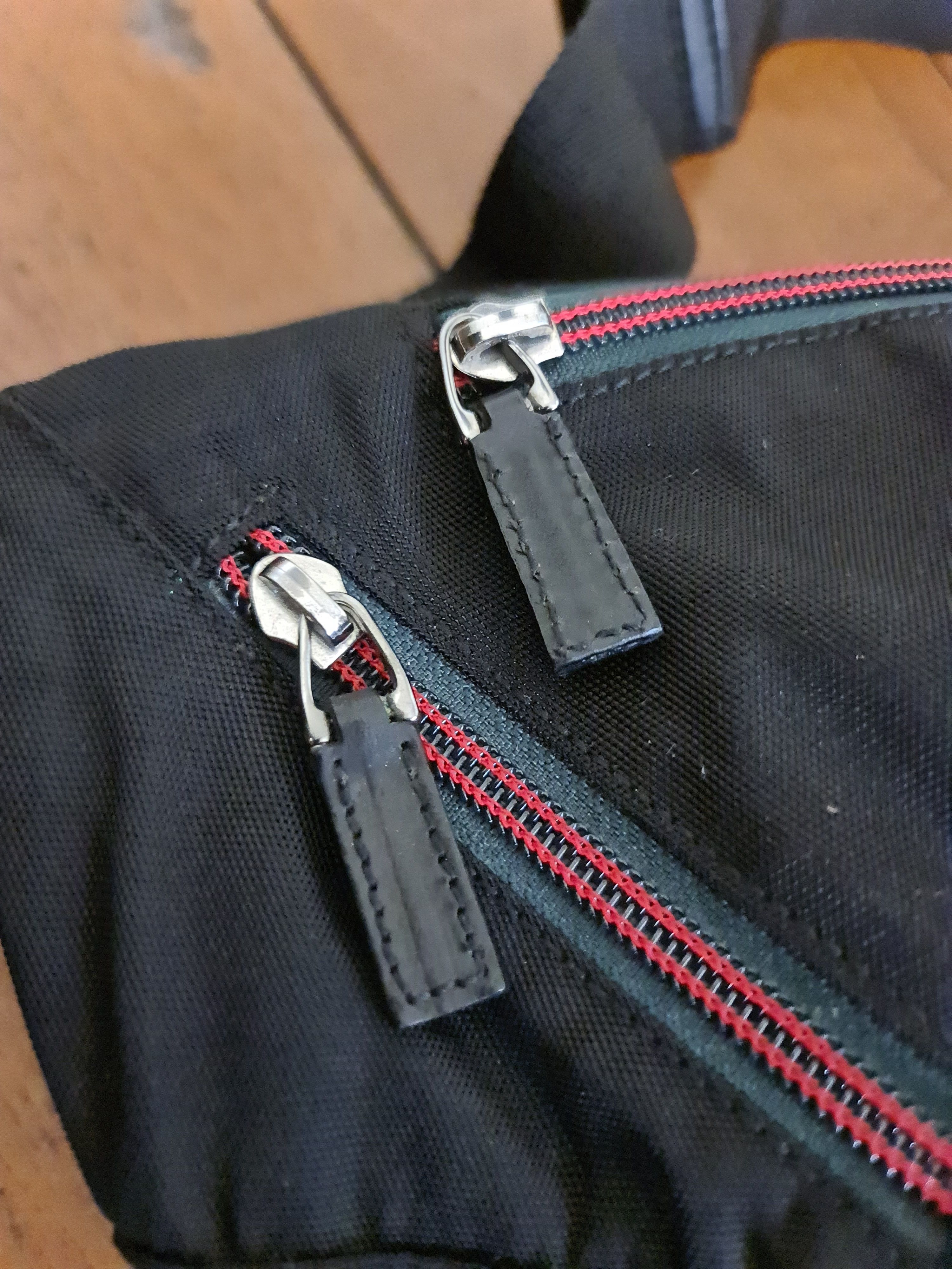 Gucci Rare GUCCI Black Canvass Web Zip Drawstring Beltbag Size ONE SIZE - 4 Thumbnail