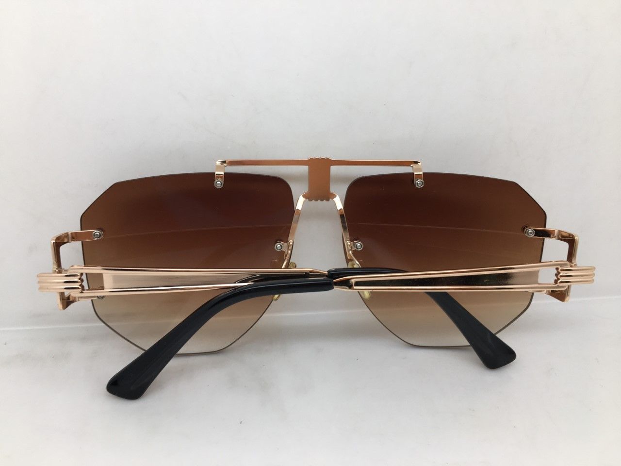 Vintage MOD N.Y.C. RAPPER HIP HOP ARTIST BEAT BOX RIMLESS SUNGLASSES Size ONE SIZE - 6 Thumbnail