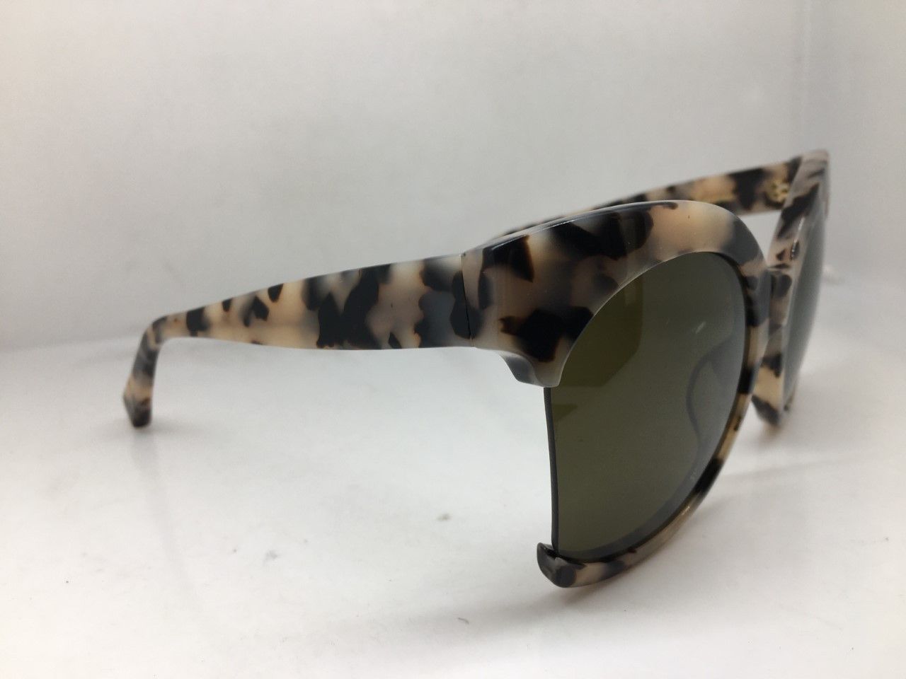 MOD LUISA LEITAO ICONIC AVANT GARDE CATEYE SUNGLASSES