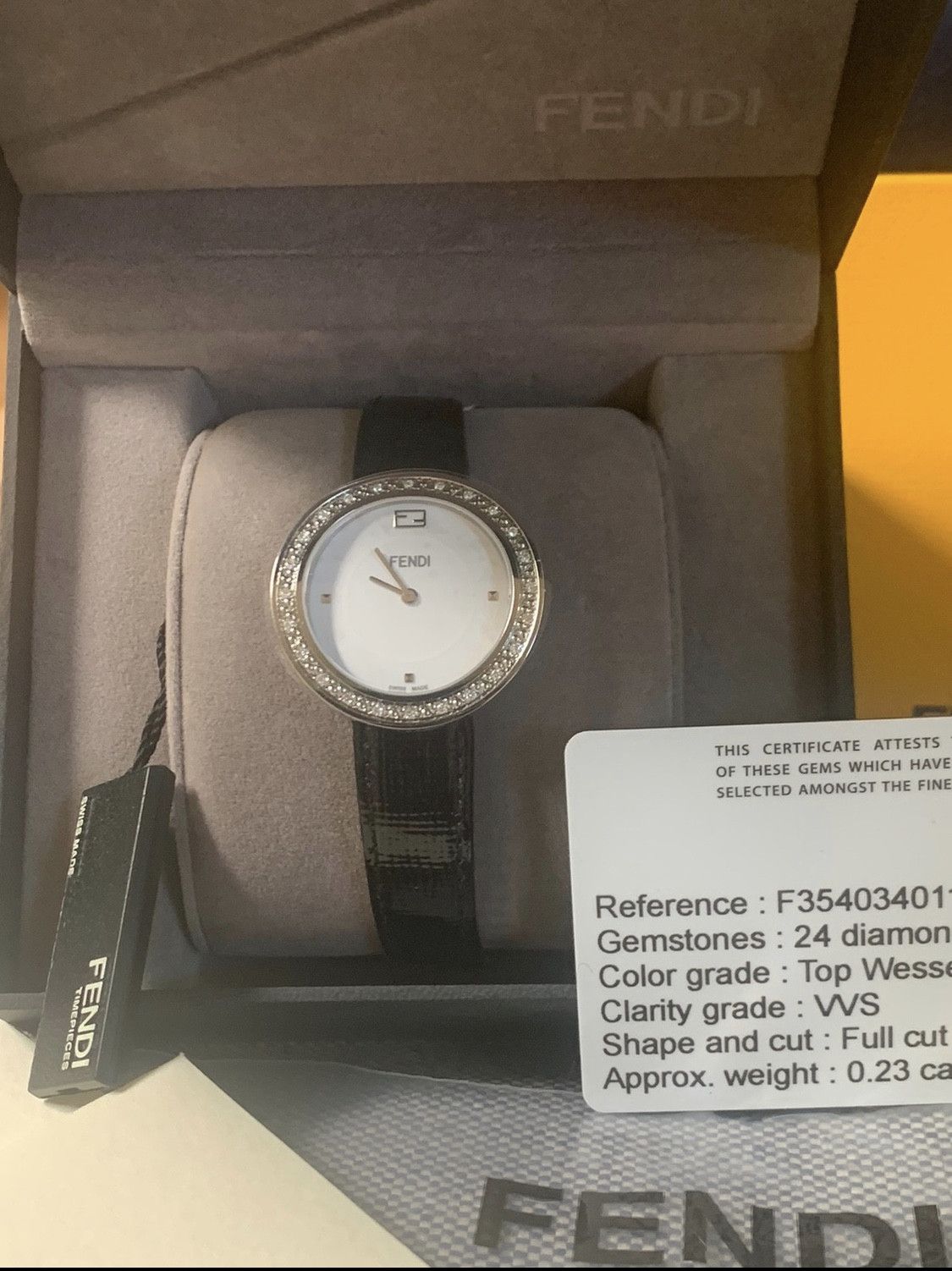 Fendi *RARE* New Fendi VVS Diamond Bezel Leather Strap Swiss Watch Size ONE SIZE - 2 Thumbnail