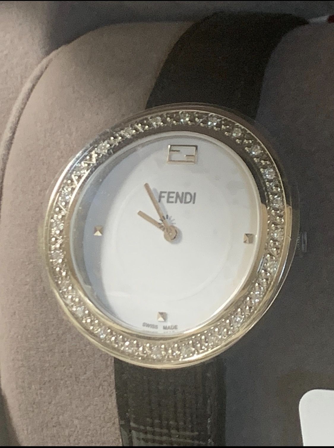 Fendi *RARE* New Fendi VVS Diamond Bezel Leather Strap Swiss Watch Size ONE SIZE - 3 Thumbnail