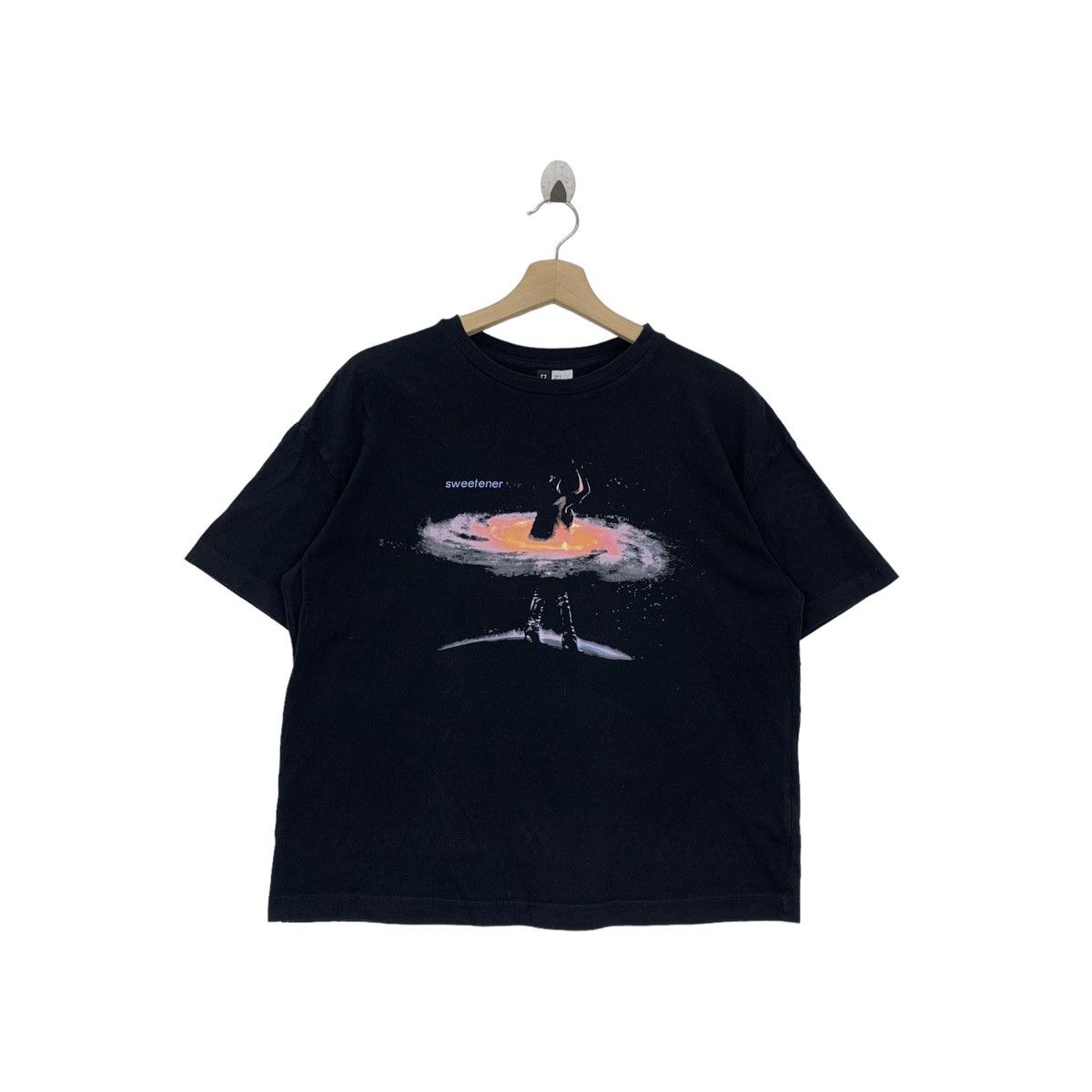 Rare!! ARIANA GRANDE Live in concert 2019 H&M tshirt