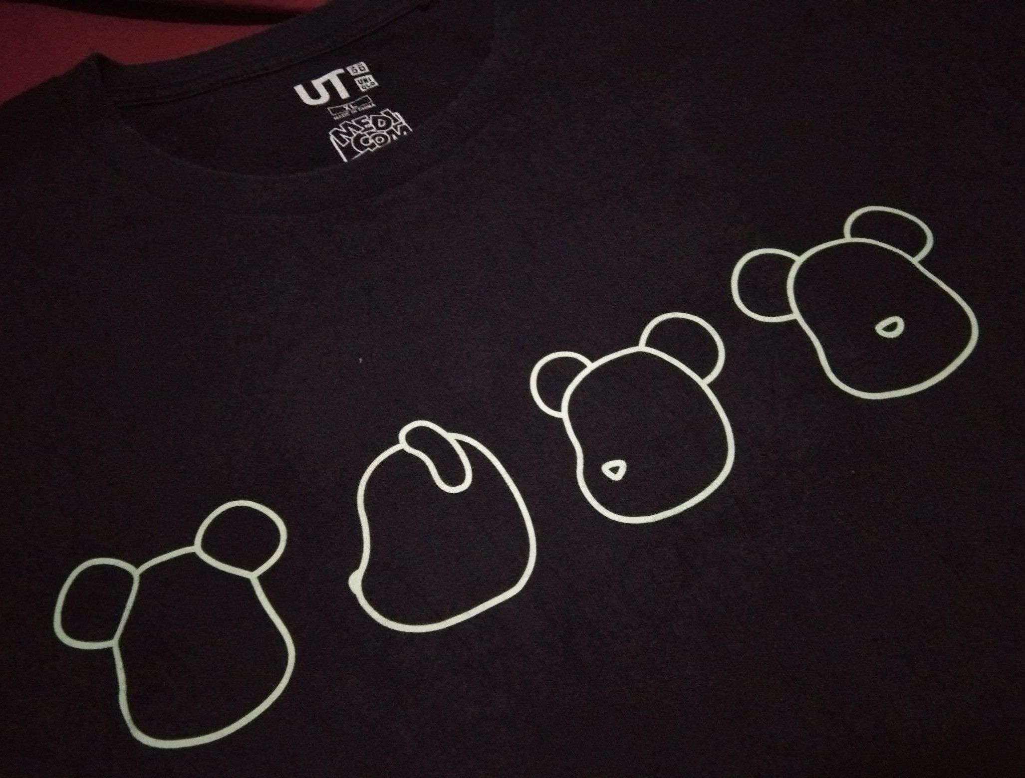 Medicom Toy Medicom Bearbrick shirt Glow In The Dark tshirt Size US XL / EU 56 / 4 - 1 Thumbnail