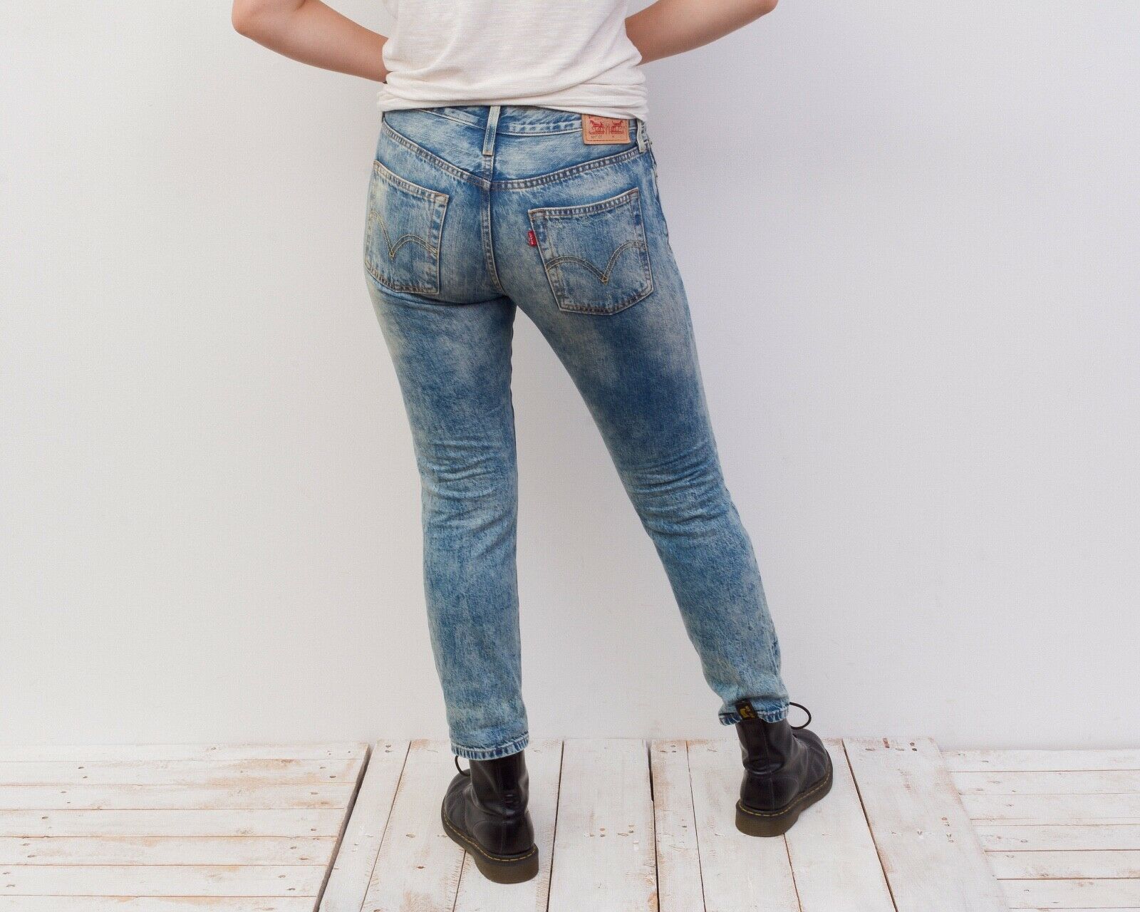 Levi's Women's 501 Jeans Ripped Denim Trousers Pants Bottoms Size 33" - 4 Thumbnail
