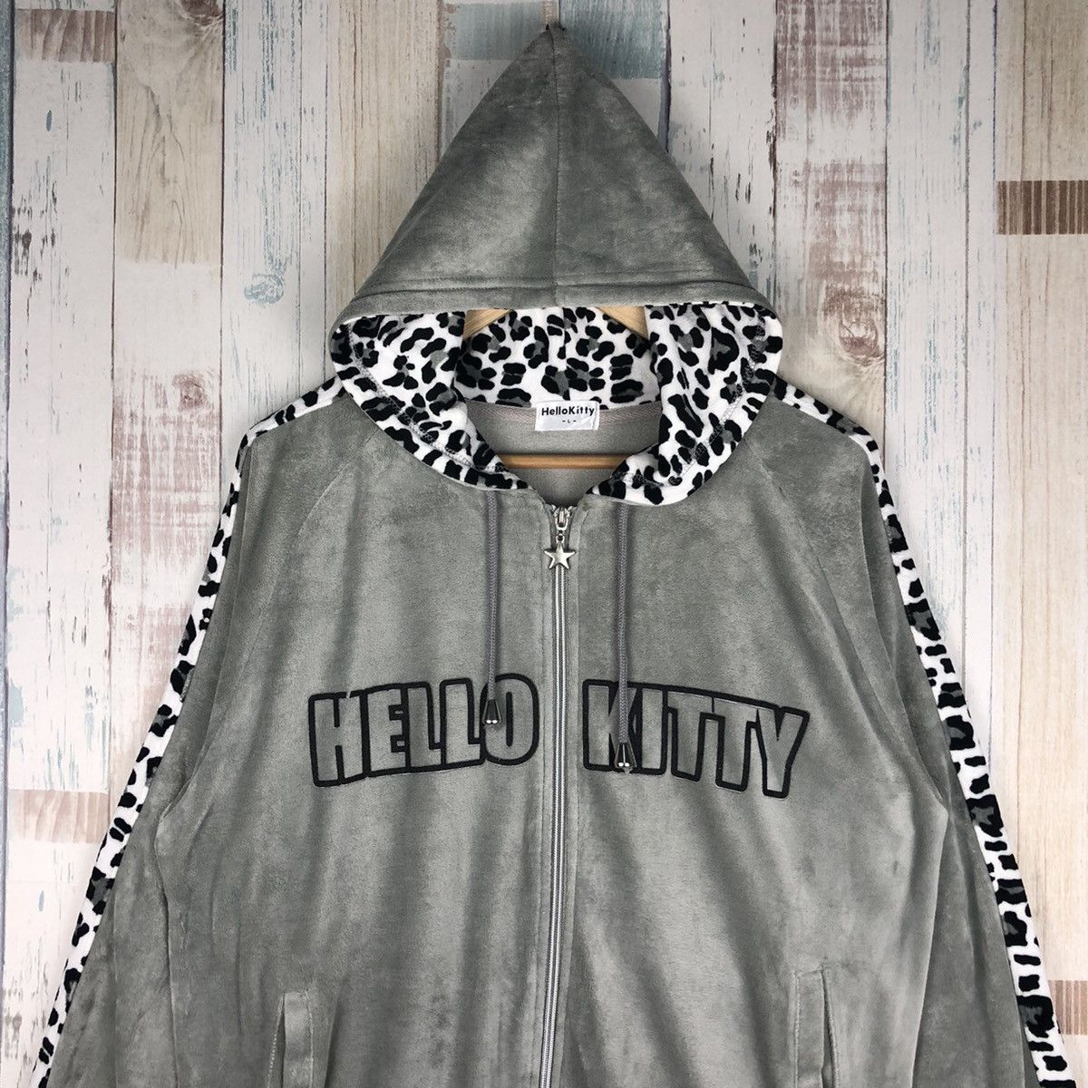 Cartoon Network Vintage Hello Kitty Big Logo Zip Up Hoodie Size US L / EU 52-54 / 3 - 3 Thumbnail