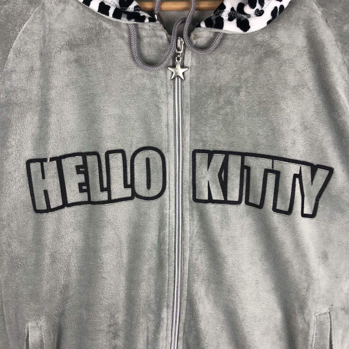 Cartoon Network Vintage Hello Kitty Big Logo Zip Up Hoodie Size US L / EU 52-54 / 3 - 5 Thumbnail