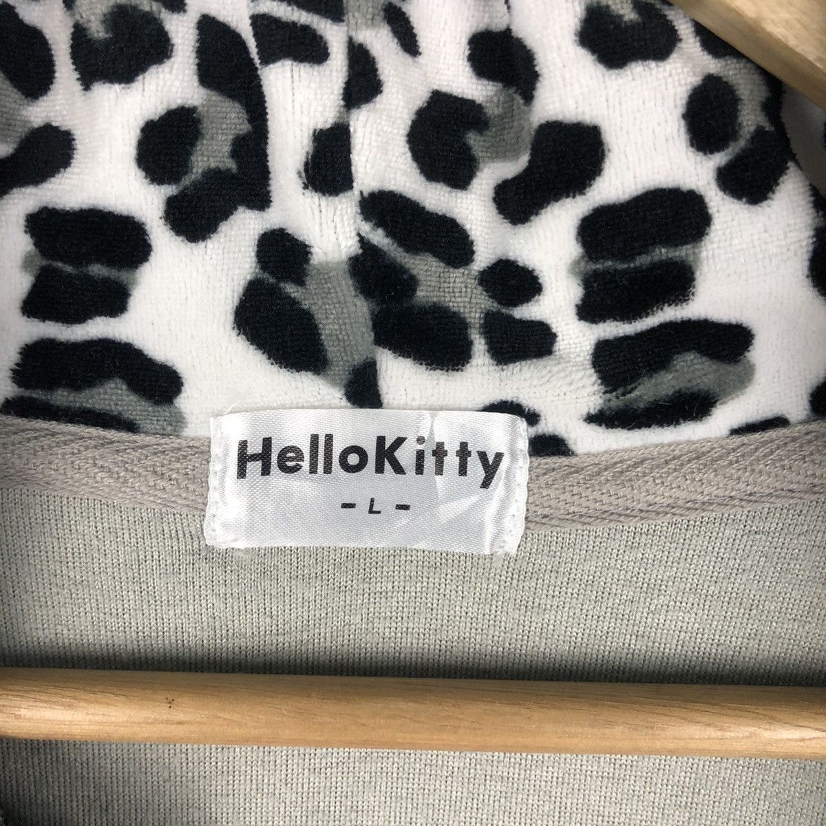 Cartoon Network Vintage Hello Kitty Big Logo Zip Up Hoodie Size US L / EU 52-54 / 3 - 14 Thumbnail