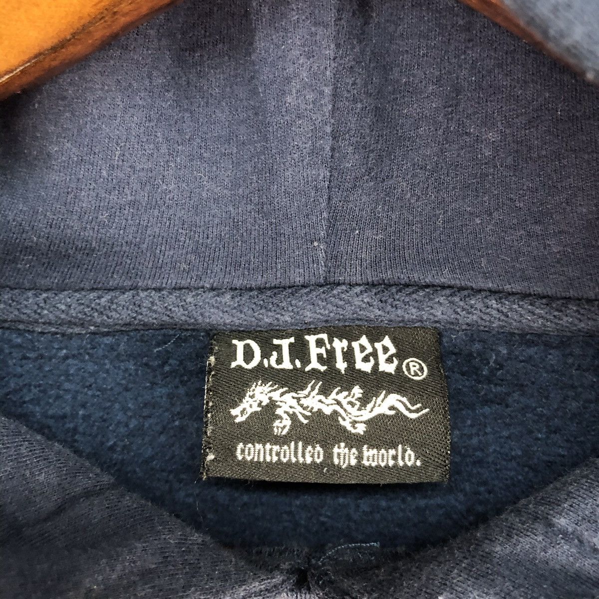 Japanese Brand × Vintage Vintage D.J Free Dragon Style Big Logo Hoodie Size US L / EU 52-54 / 3 - 7 Thumbnail