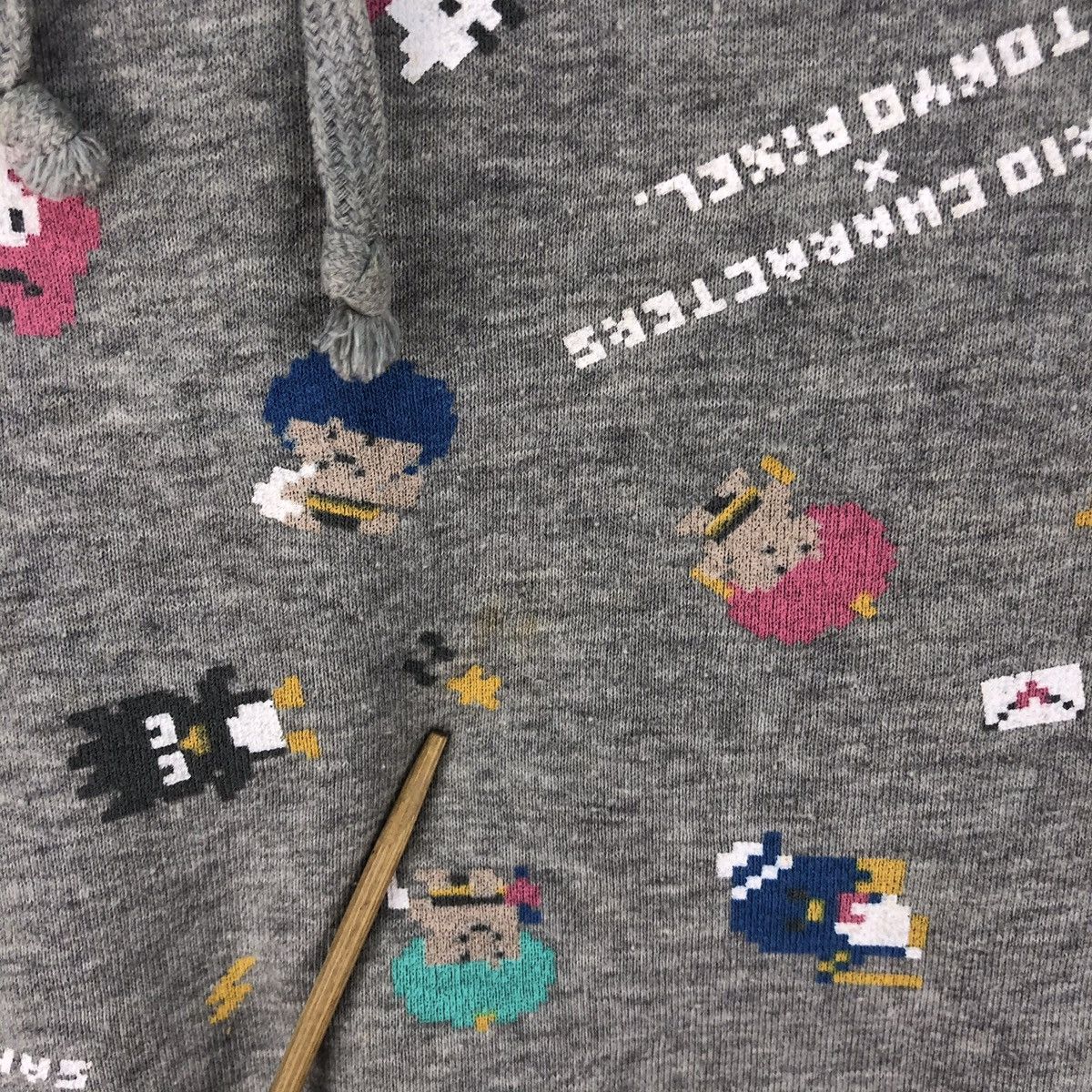 Cartoon Network × Vintage Vintage Sanrio Characters X Tokyo Pixel Hoodie Size US L / EU 52-54 / 3 - 6 Thumbnail