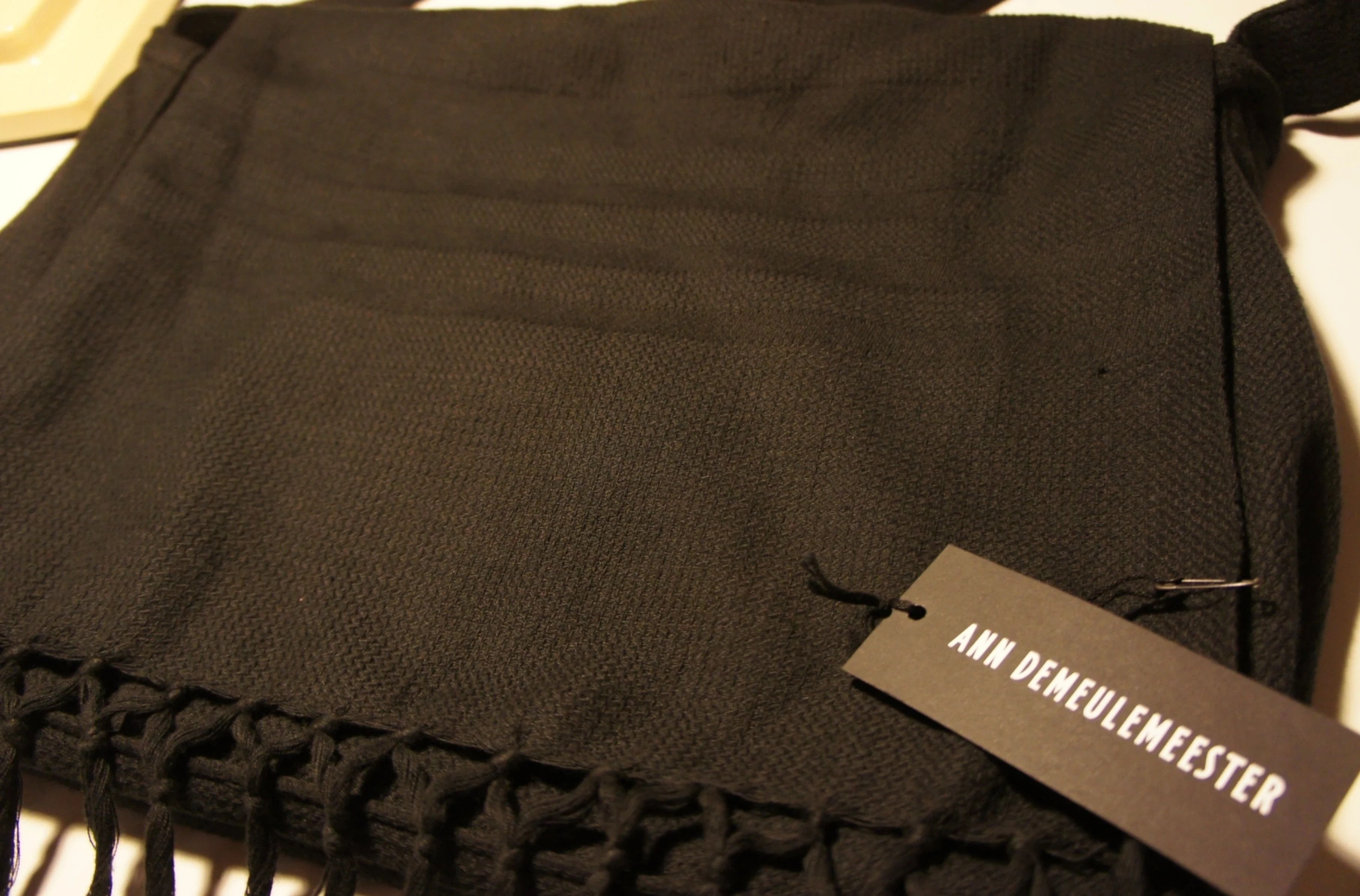 Ann Demeulemeester SS12 iconic Tassel Shoulder bag Very Rare AnnDemeulemeester Size ONE SIZE - 7 Thumbnail