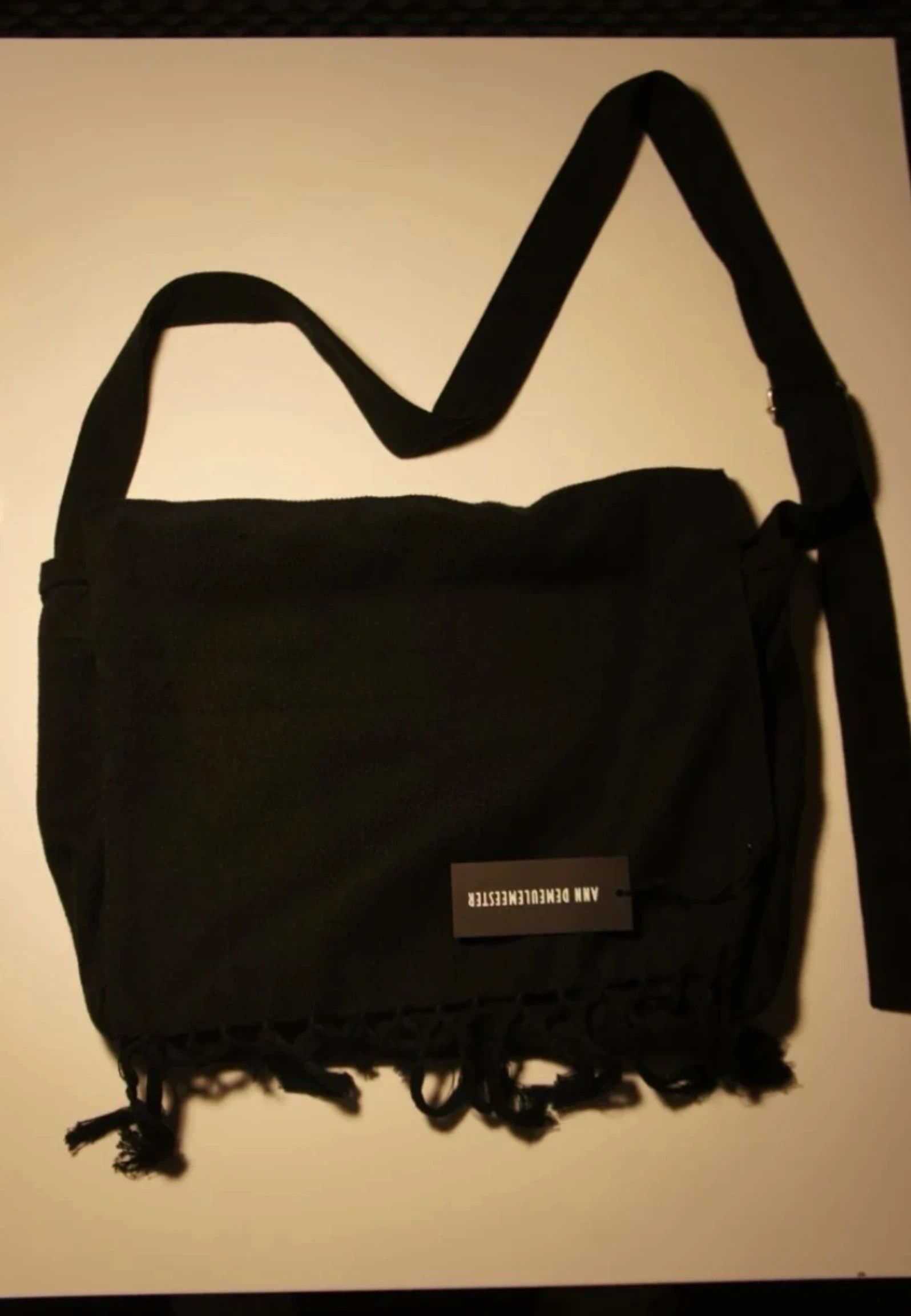 Ann Demeulemeester SS12 iconic Tassel Shoulder bag Very Rare AnnDemeulemeester Size ONE SIZE - 3 Thumbnail