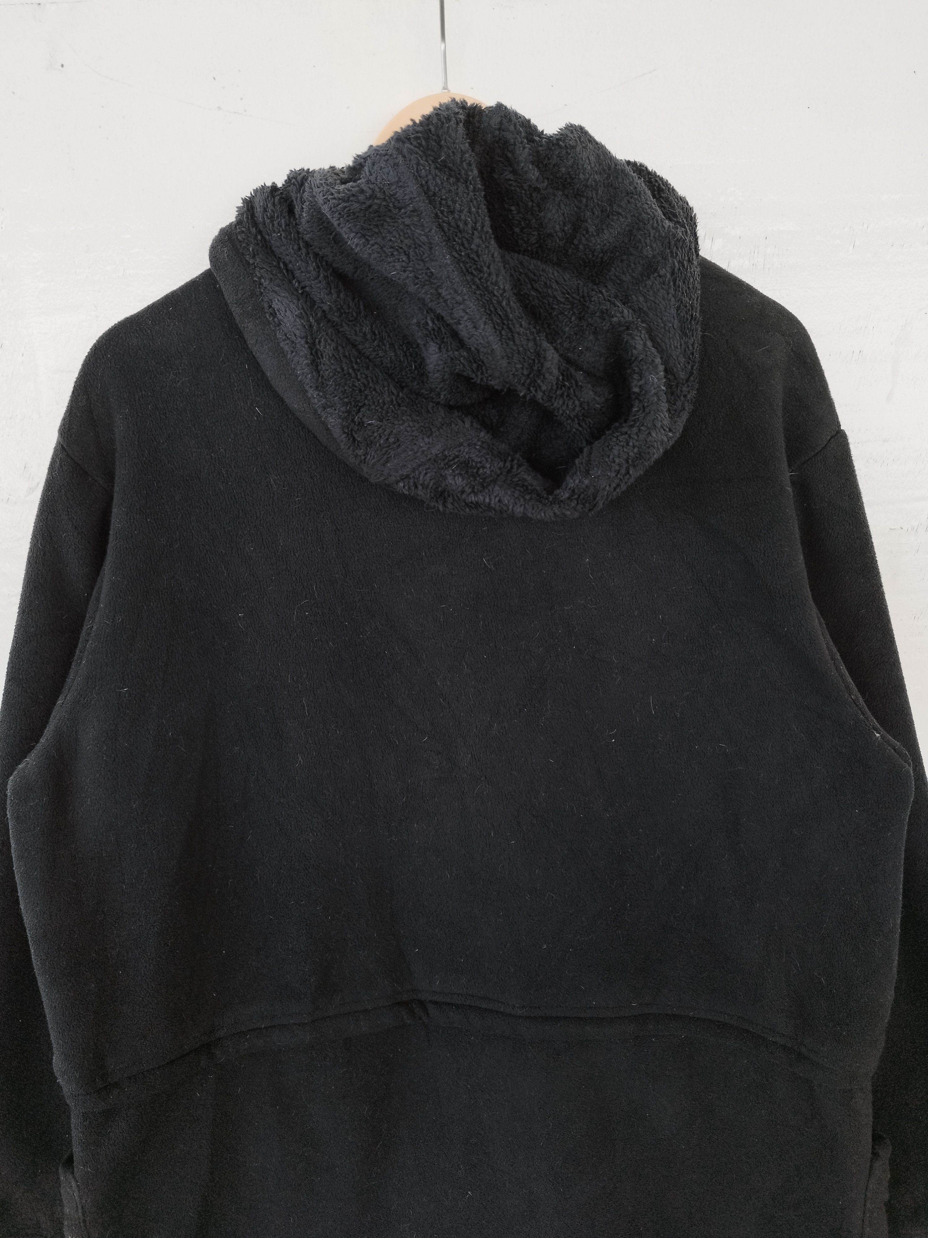 Uniqlo Uniqlo Hoodies jacket winter sherpa #507 Size US L / EU 52-54 / 3 - 4 Thumbnail