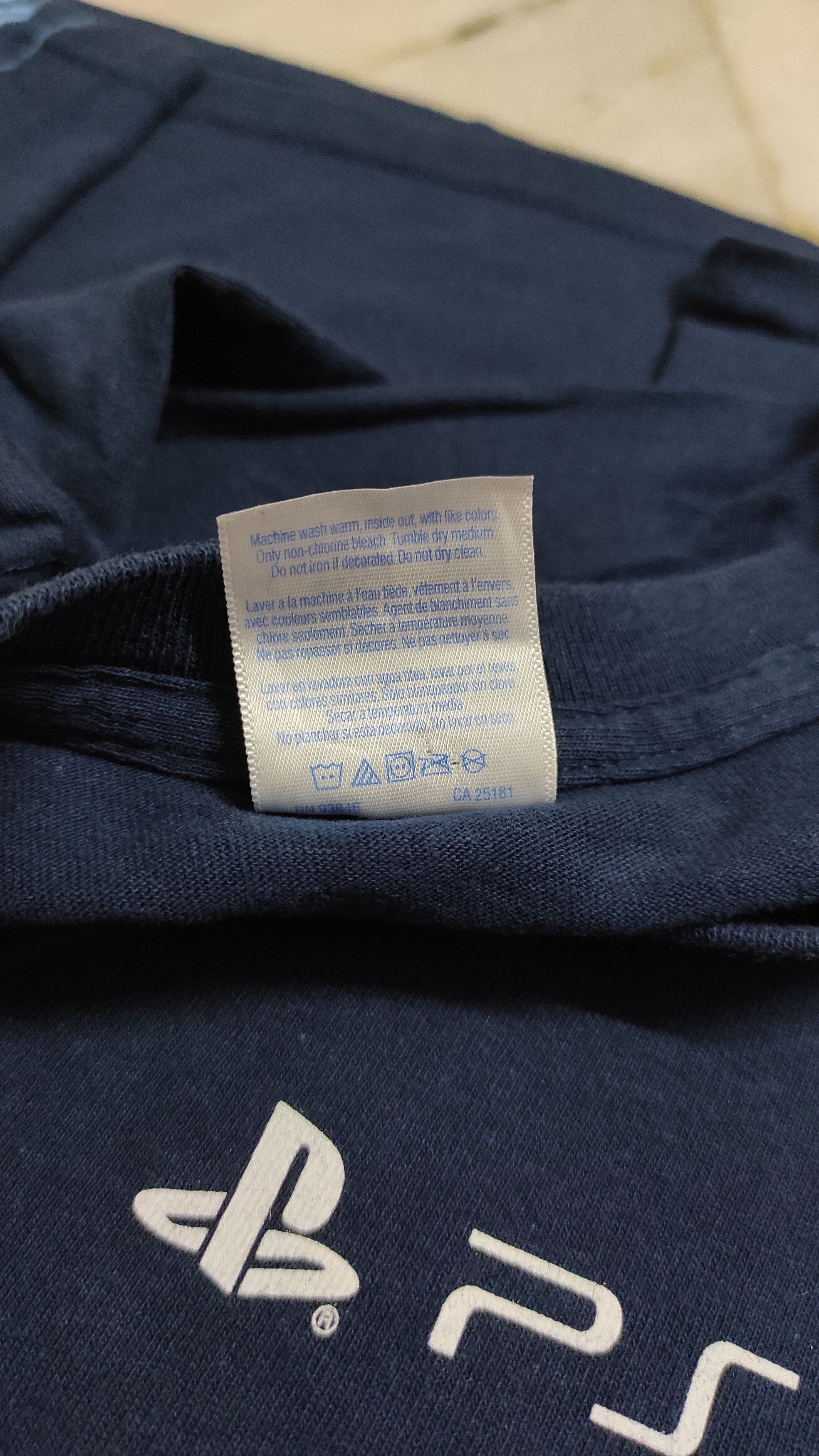 Playstation Rare Y2K PS4 GREATNESS AWAITS PROMO TEE Size US M / EU 48-50 / 2 - 6 Thumbnail