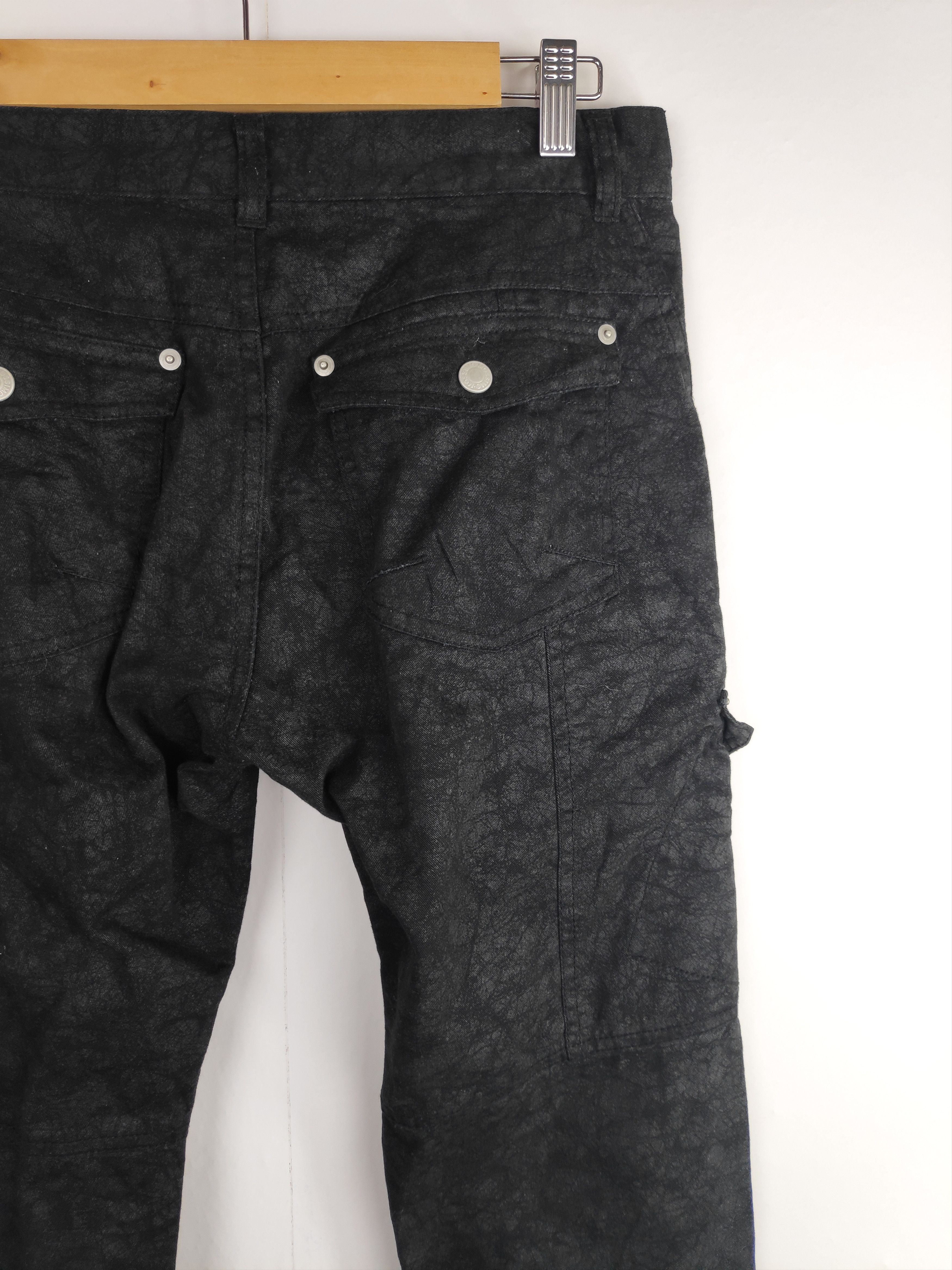 Designer × Japanese Brand Mossimo Jeans Zipper Punk Design Multi Pocket Black Cargo Size US 30 / EU 46 - 15 Thumbnail