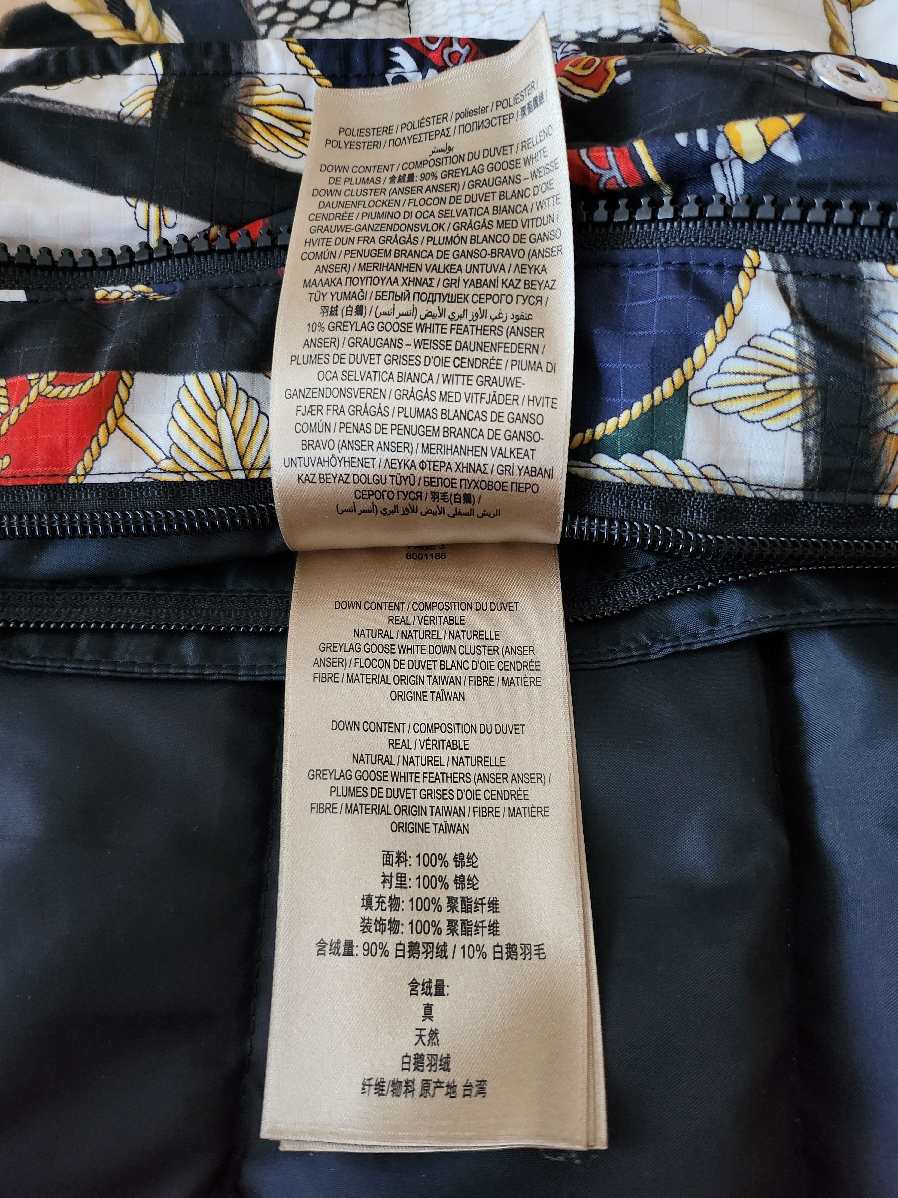 Burberry Burberry graffiti down jacket Size US M / EU 48-50 / 2 - 9 Thumbnail