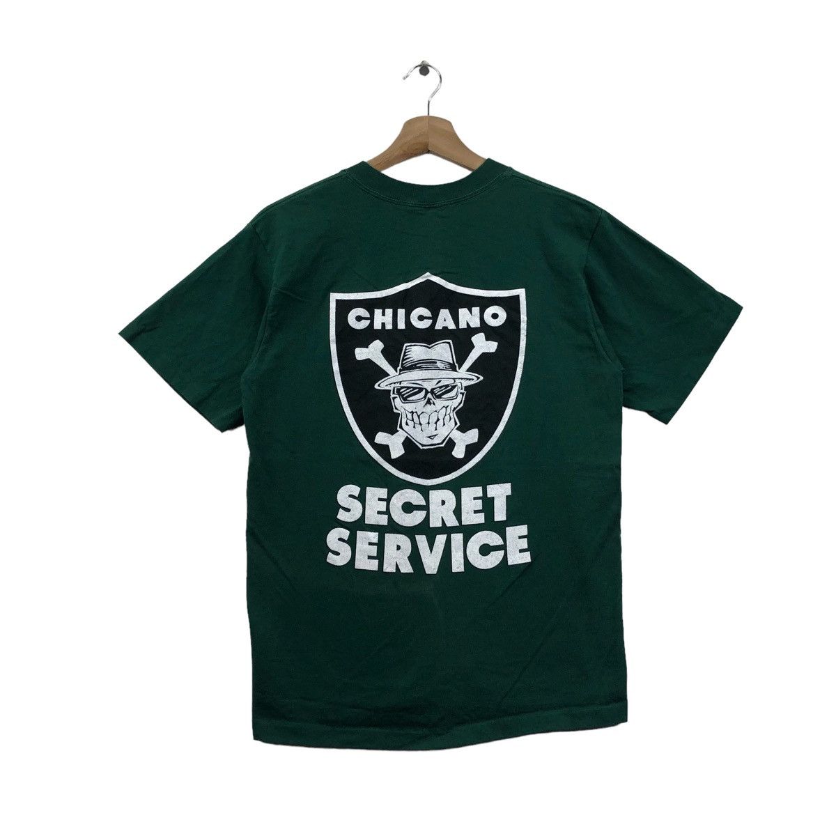 Vintage Vintage CHICANO SECRET SERVICE Los Angeles T-Shirt Size US S / EU 44-46 / 1 - 1 Thumbnail