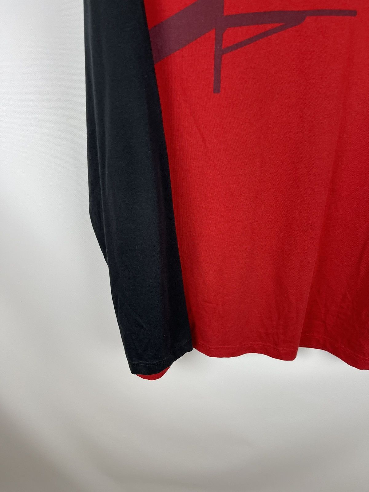 Nike Nike vintage y2k Basketball Regulation red black sweatshirt Size US XL / EU 56 / 4 - 3 Thumbnail