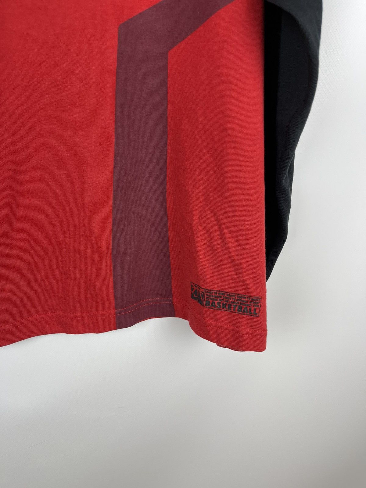 Nike Nike vintage y2k Basketball Regulation red black sweatshirt Size US XL / EU 56 / 4 - 10 Thumbnail