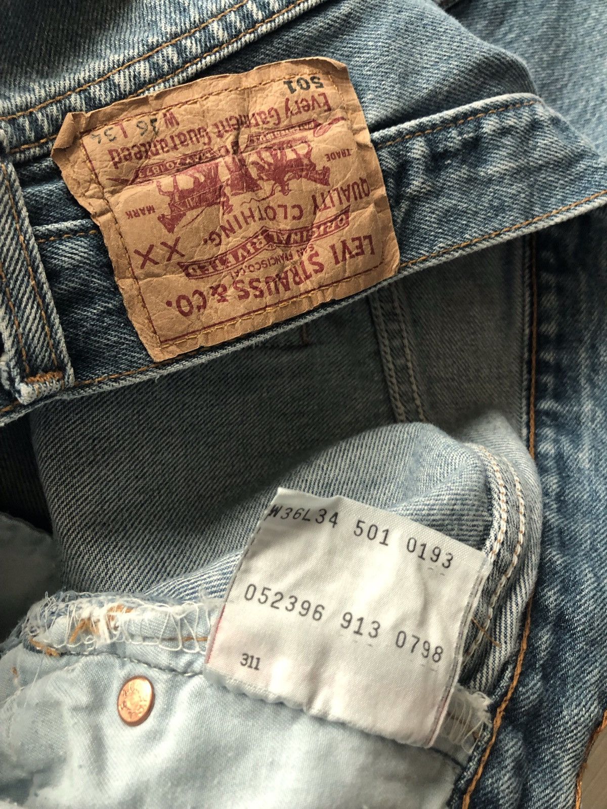 Levi's LEVIS 🇬🇧 STONEWASH 501 XX MADE IN UK 311 VINTAGE 90s VGC Size US 36 / EU 52 - 8 Thumbnail