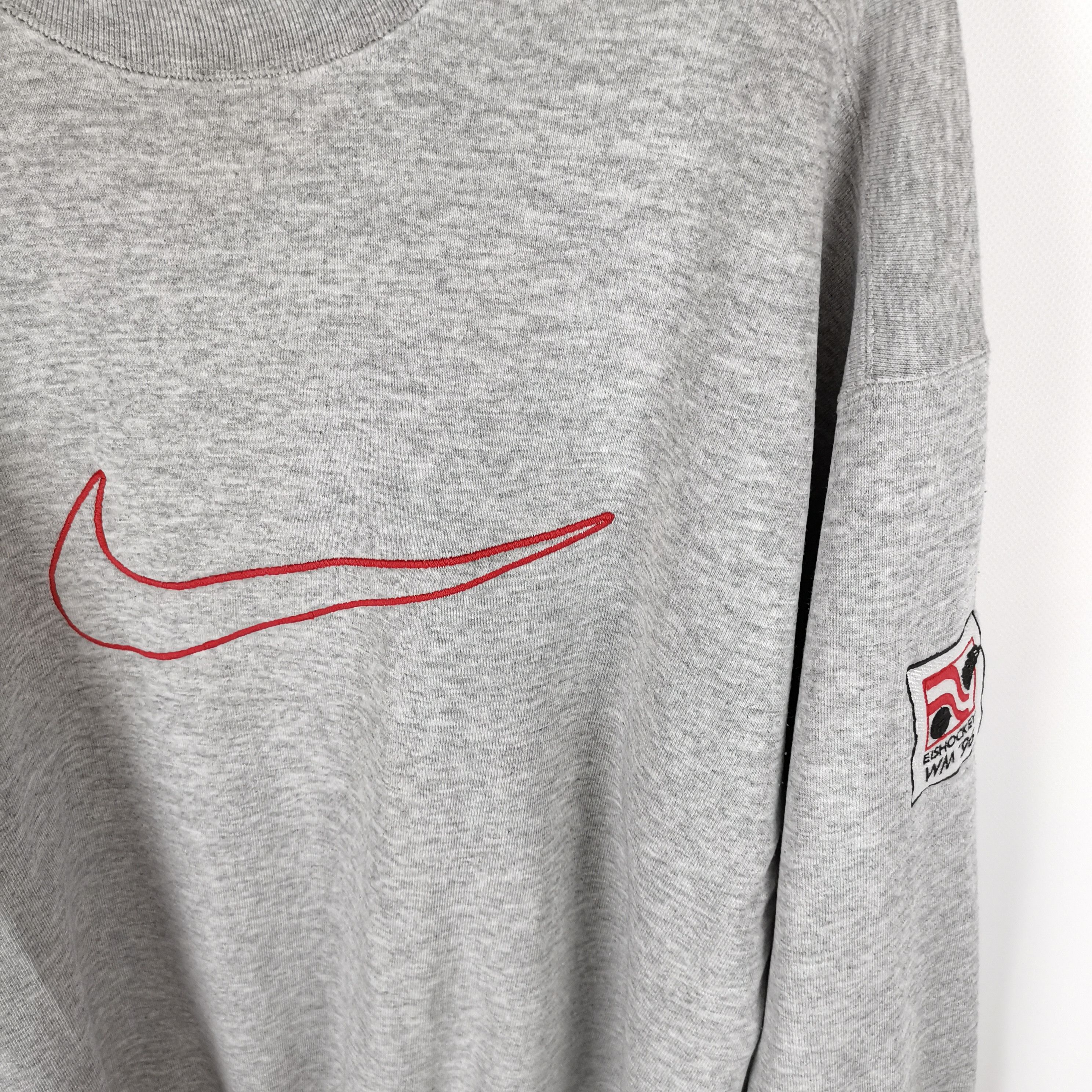 Nike Vintage 90s Nike Big swoosh gray sweatshirt Size US L / EU 52-54 / 3 - 3 Thumbnail