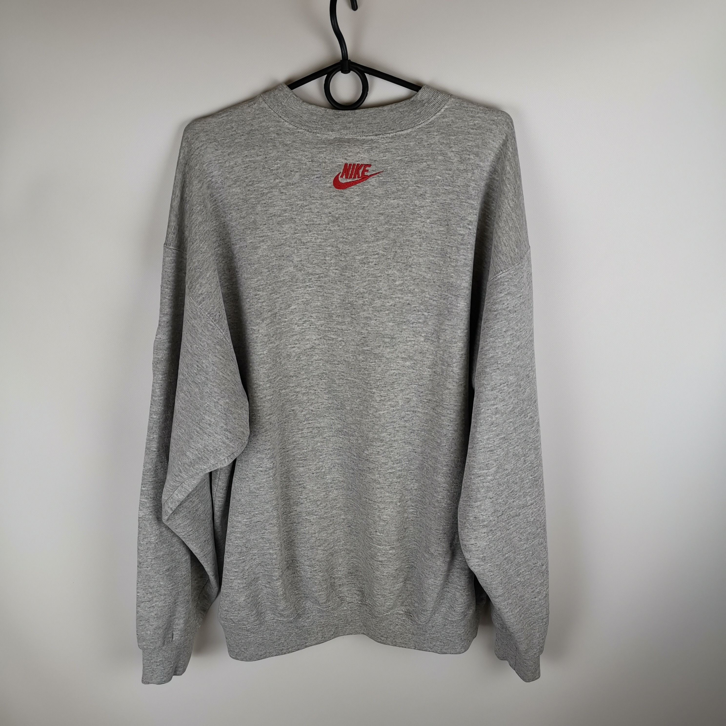 Nike Vintage 90s Nike Big swoosh gray sweatshirt Size US L / EU 52-54 / 3 - 6 Thumbnail