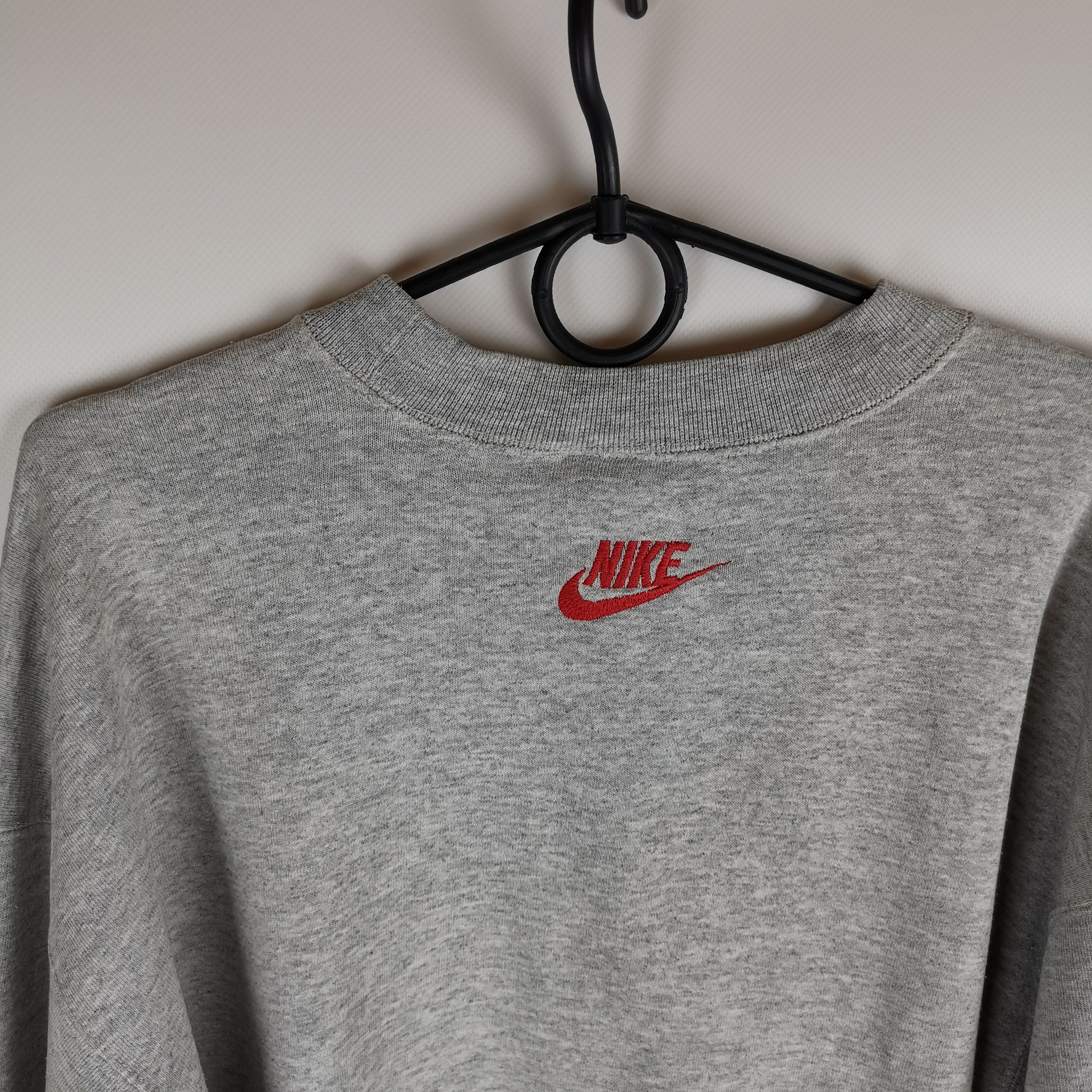 Nike Vintage 90s Nike Big swoosh gray sweatshirt Size US L / EU 52-54 / 3 - 5 Thumbnail