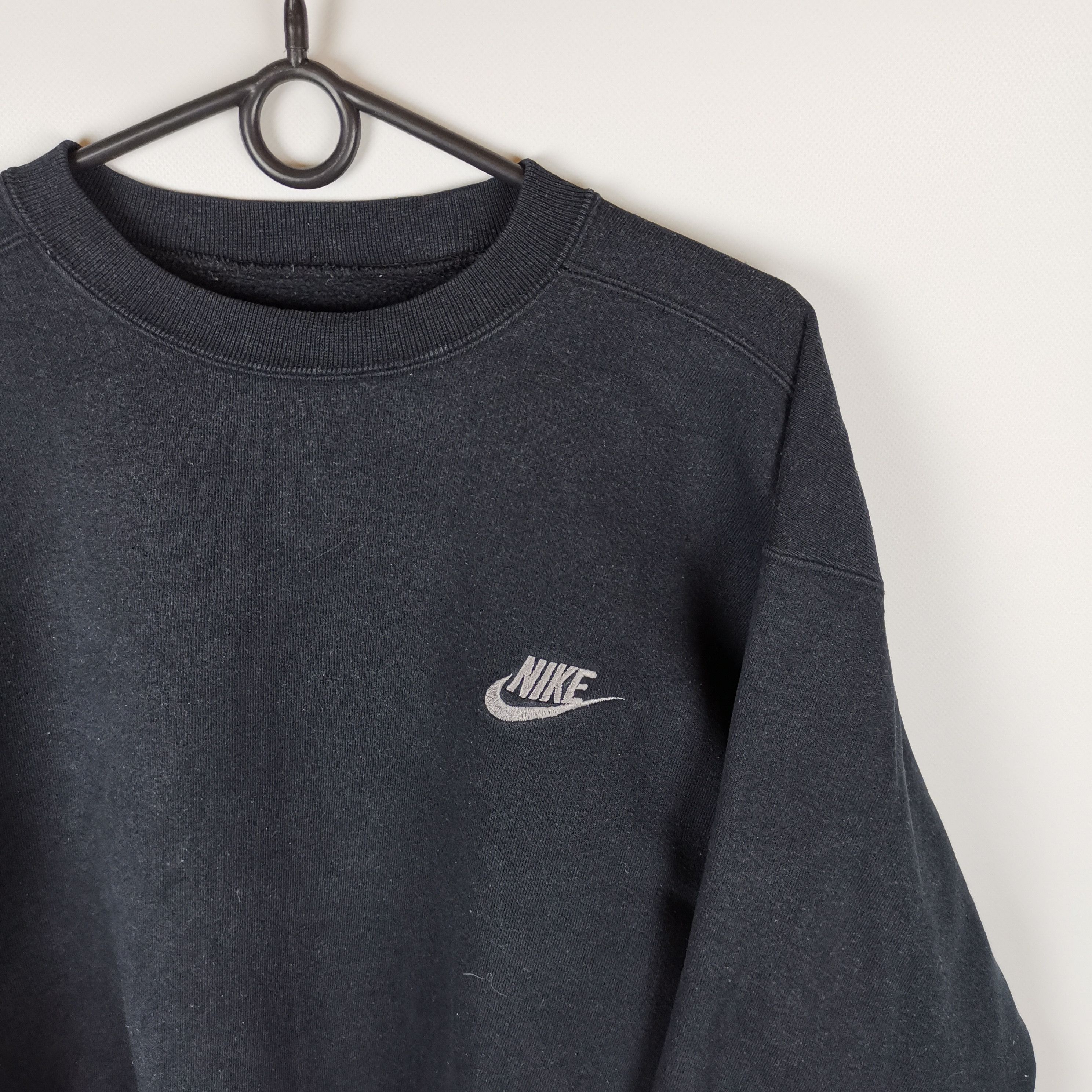 Nike Nike vintage 90s black logo sweatshirt Size US S / EU 44-46 / 1 - 6 Thumbnail