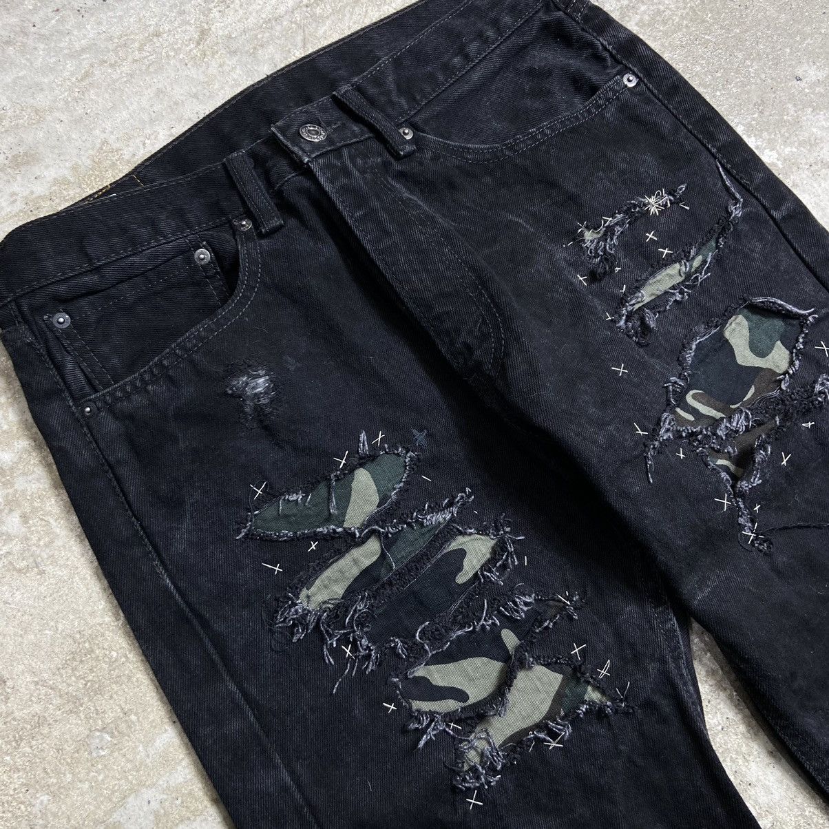 Levi's Vintage Clothing LEVIS PATCHWORK CUSTOM HANDMADE SASHIKO RARE PANTS - № 3057 Size US 32 / EU 48 - 4 Thumbnail
