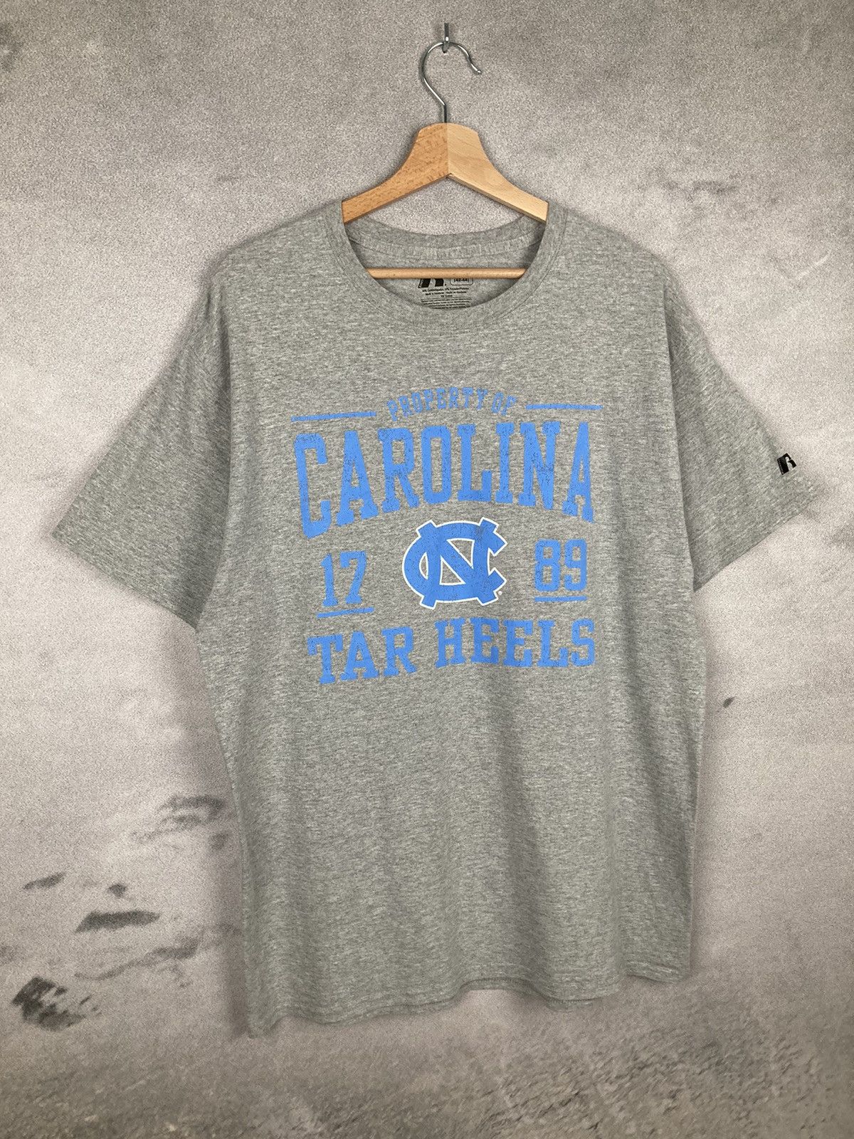 Russell Athletic Vintage Russell Athletic Carolina Tar Heels T Shirt Size US L / EU 52-54 / 3 - 4 Thumbnail