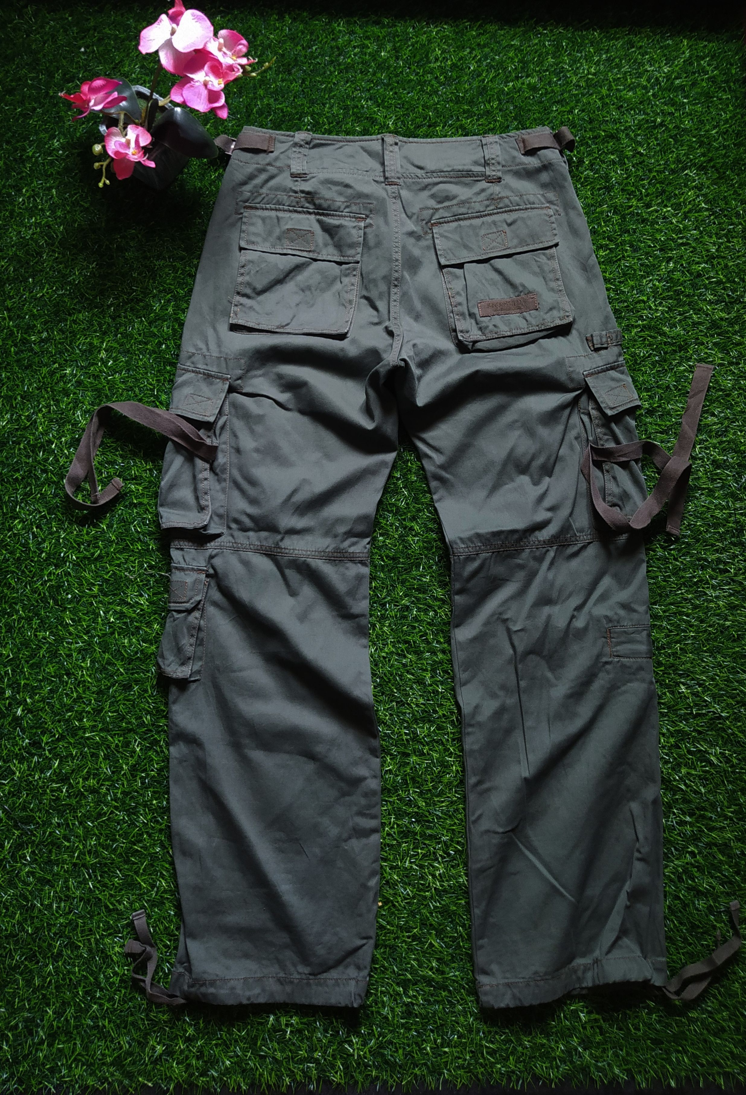 Japanese Brand Cargo Multipockets Pants Size US 34 / EU 50 - 2 Thumbnail