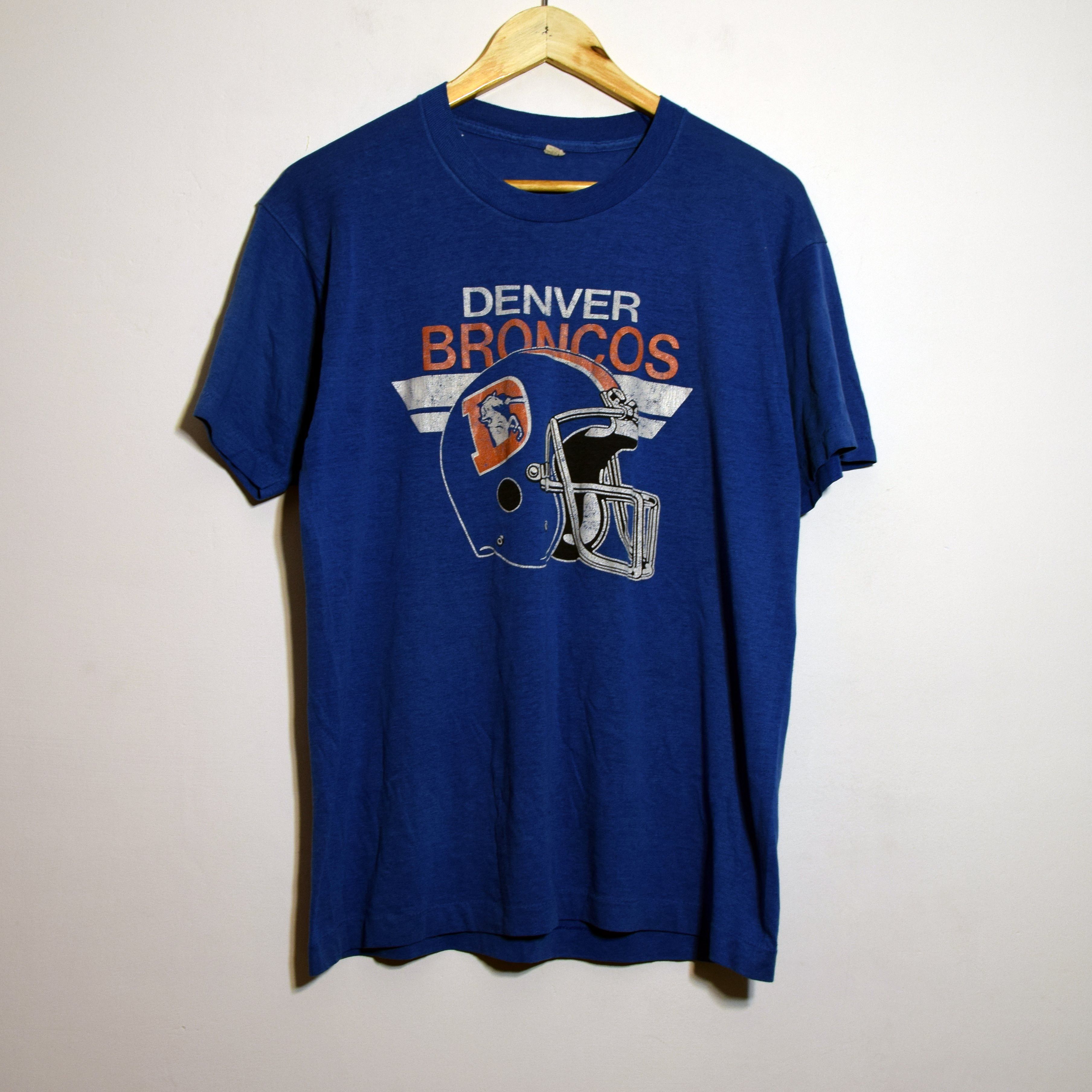 NFL × Vintage 80s Football Denver Broncos T-shirt L Football 90s vintage Size US L / EU 52-54 / 3 - 1 Thumbnail